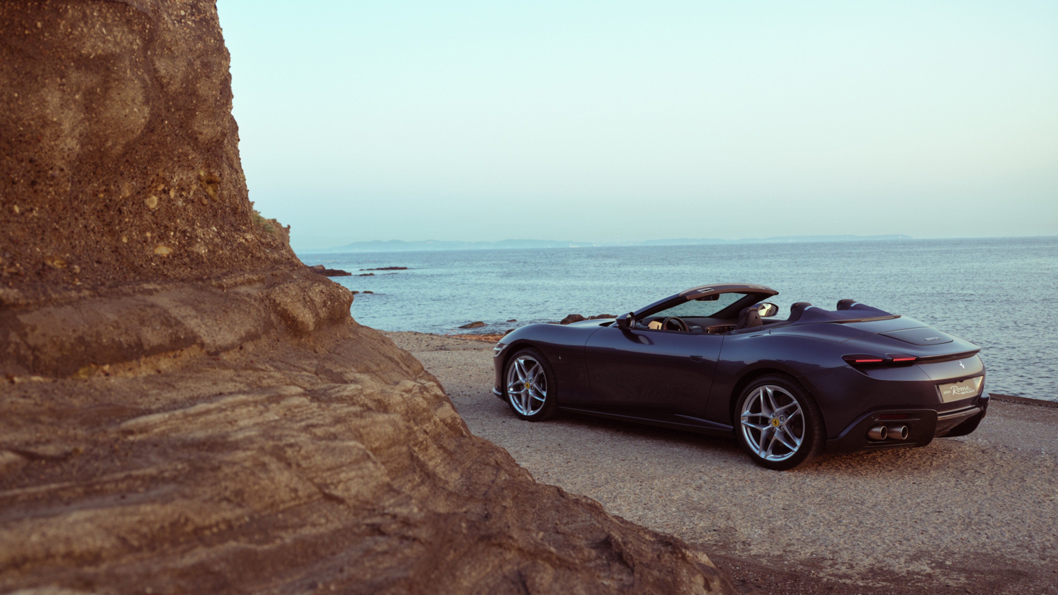 Ferrari Roma Spider