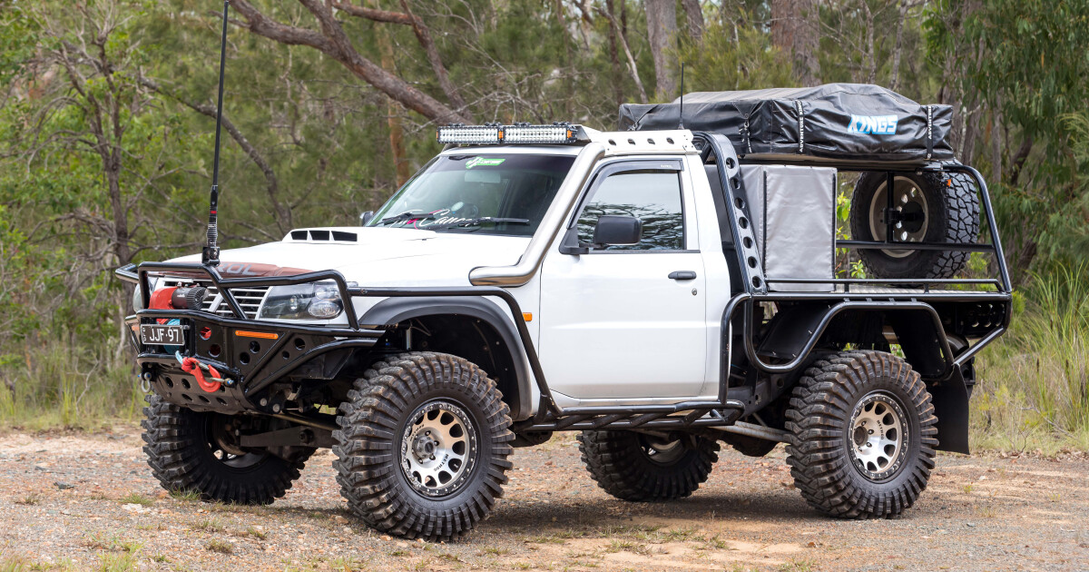 Nissan GU Patrol ute custom 4x4