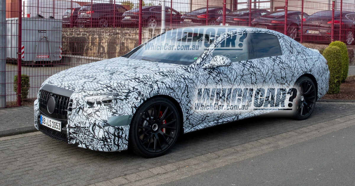 2024 MercedesAMG E63 520kW plugin hybrid spied