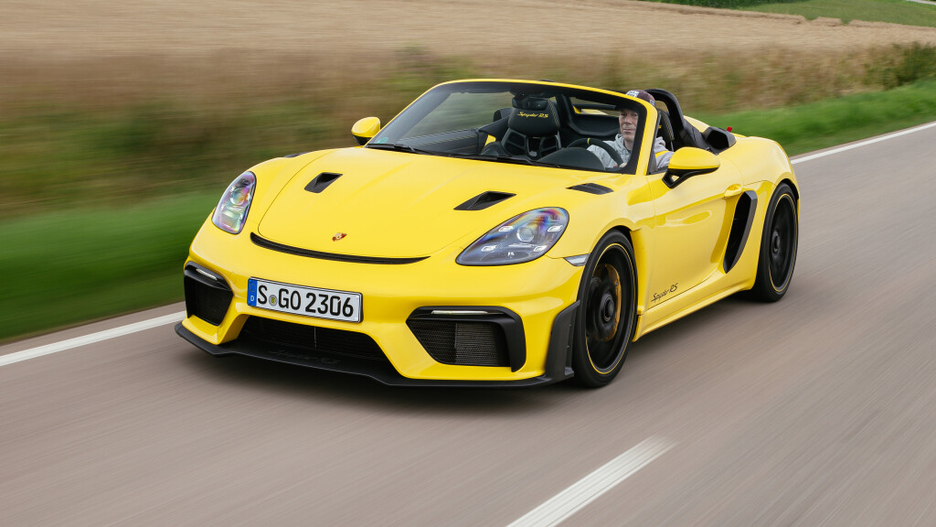 2023 Porsche 718 Spyder RS Review: International First Drive