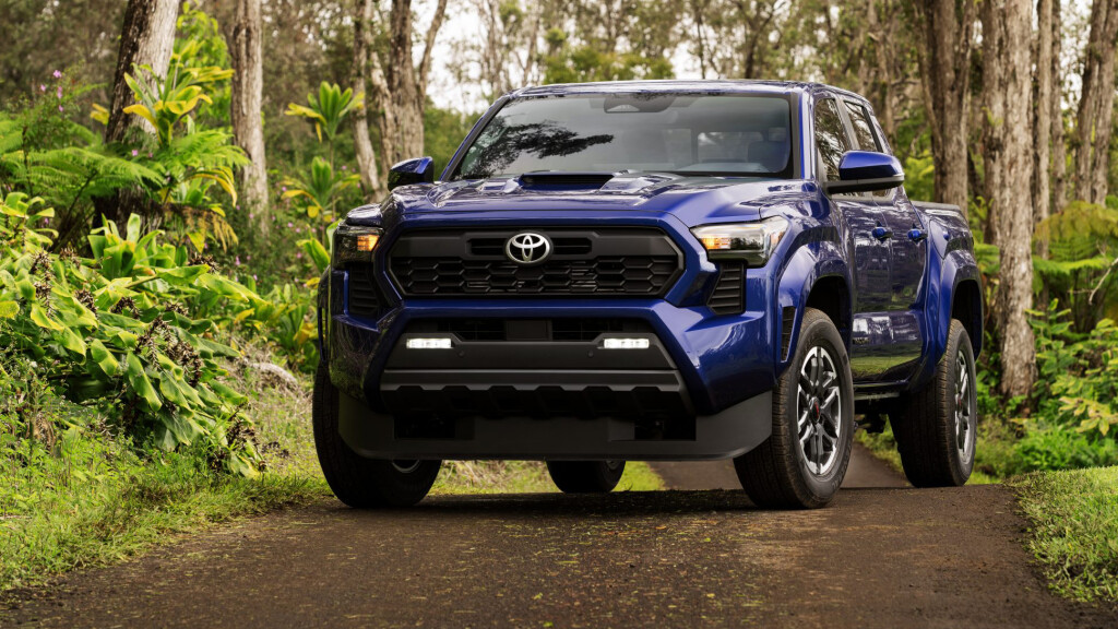 2024 Toyota revealed A hint at the next HiLux?