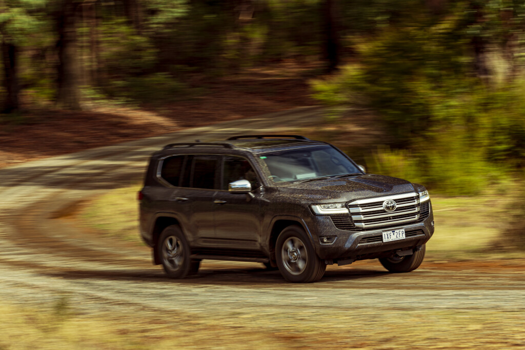 What Is The Towing Capacity Of The Toyota Landcruiser 300?