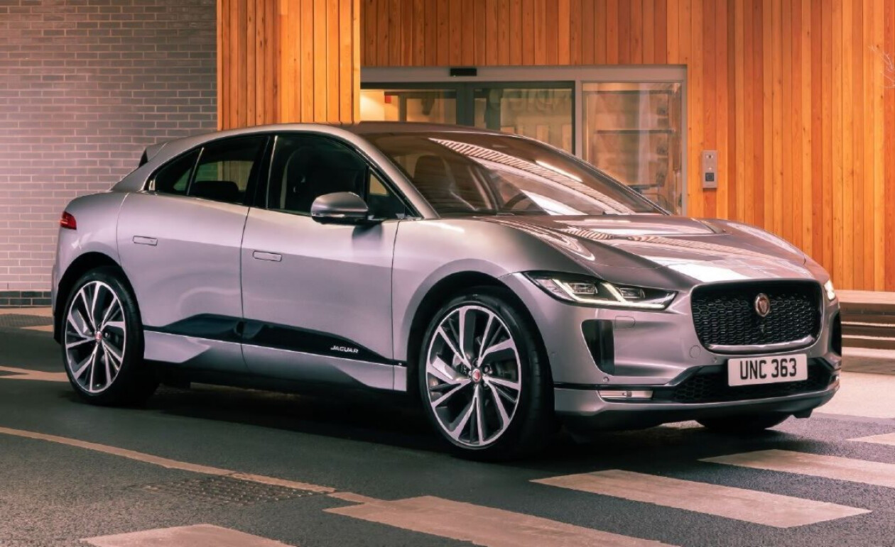 ad4f1d16/2023 jaguar i pace ev400 se awd 294kw 0 0 electric 4d wagon 04b00155