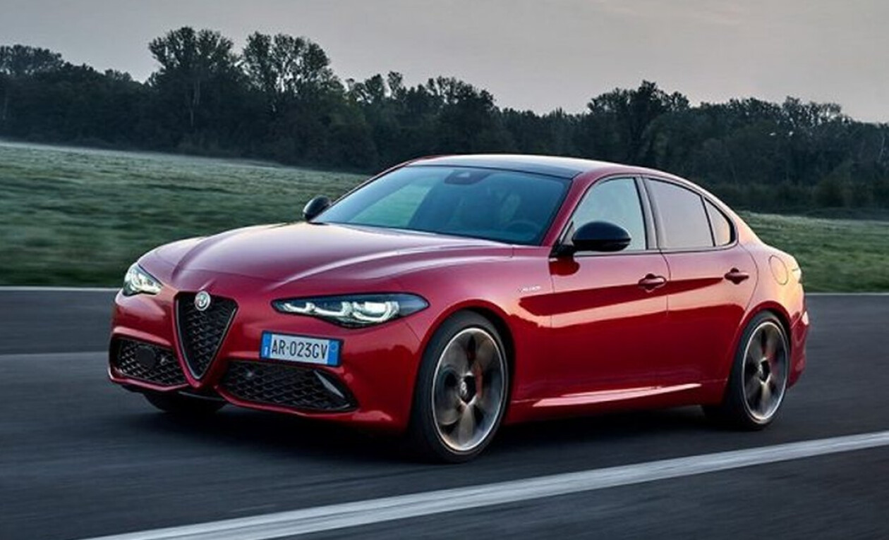 2023 Alfa Romeo Giulia : Latest Prices, Reviews, Specs, Photos and  Incentives