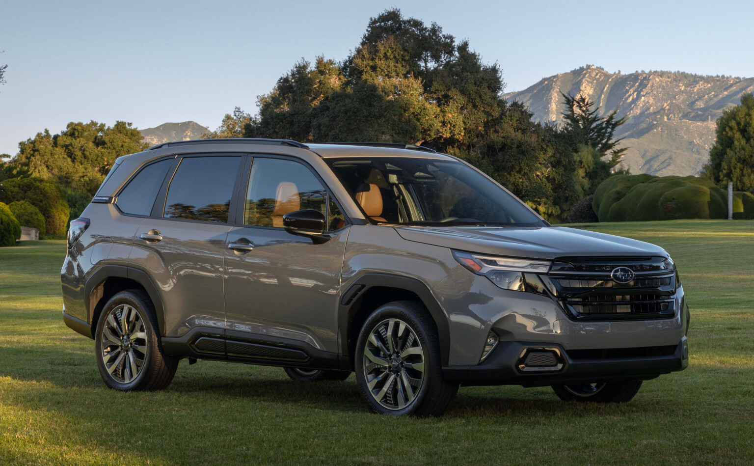 2025 Subaru Forester revealed