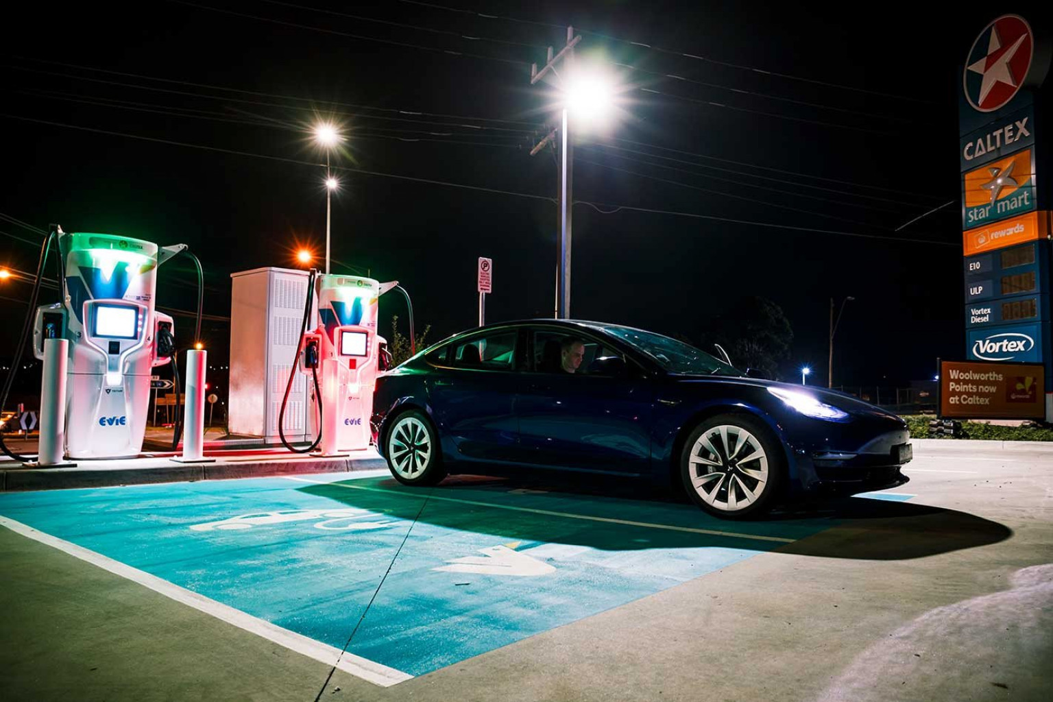 ae89096a/tesla model 3 fast charger jpg