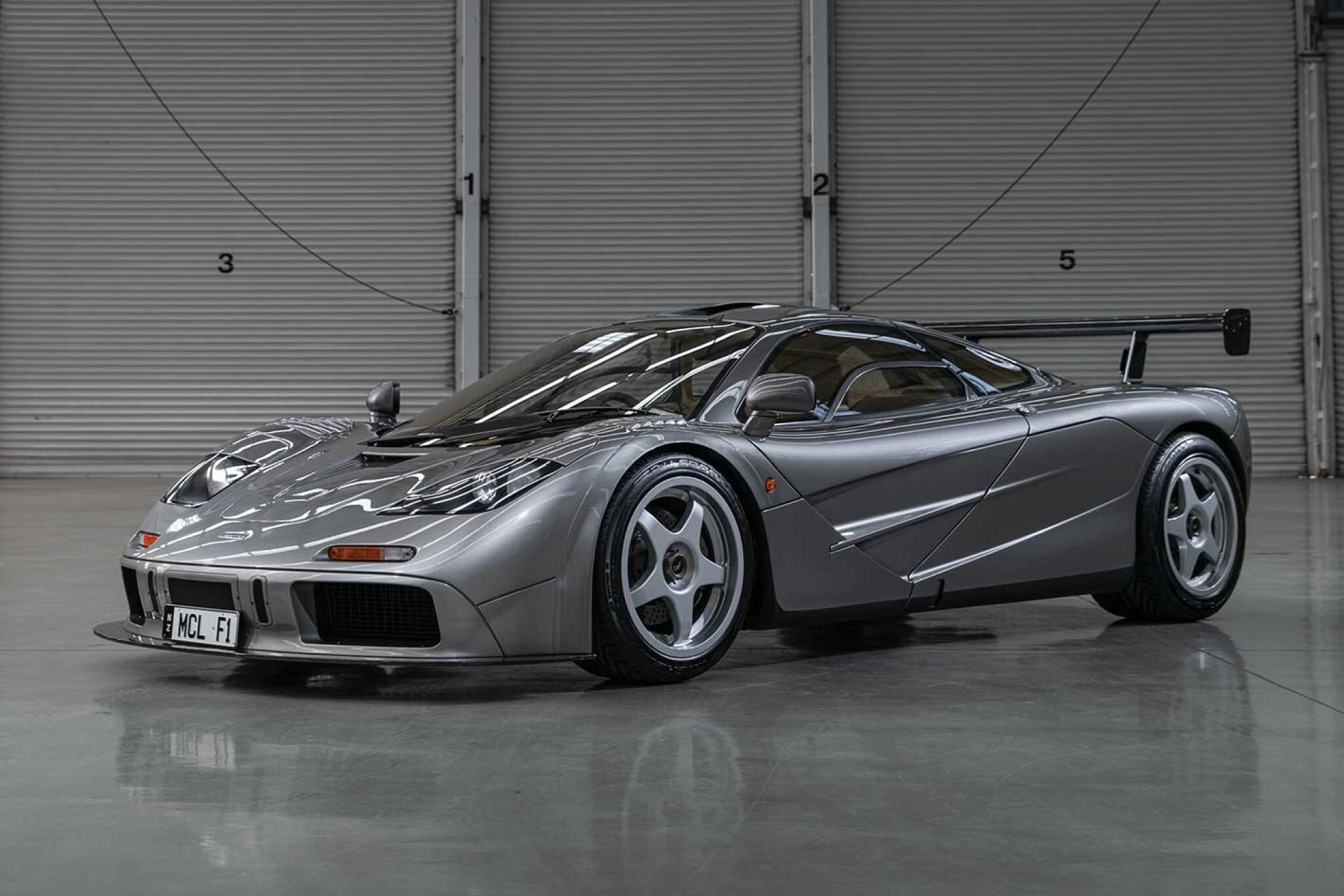 Mclaren F1 Цена