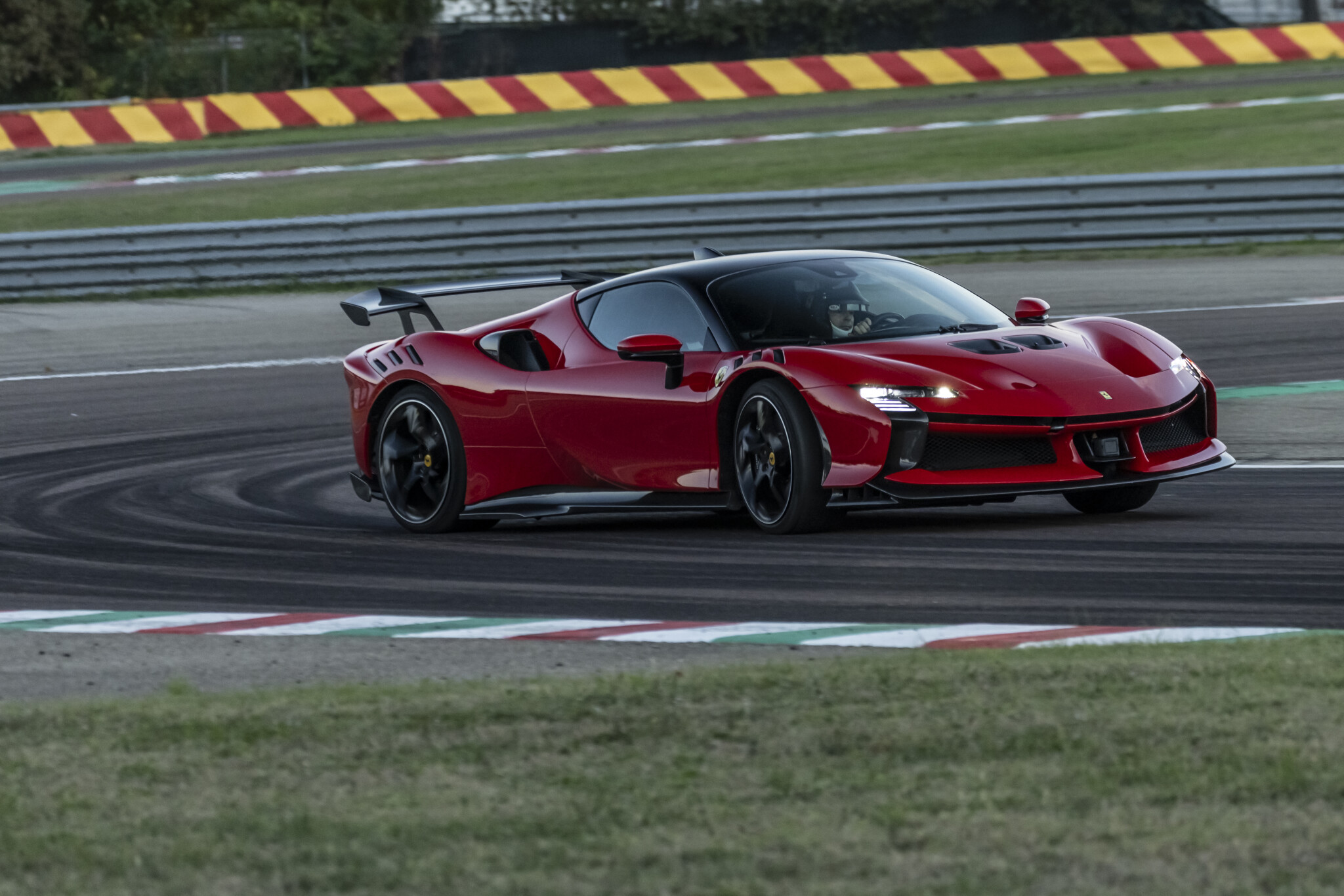 Ferrari sf90 Stradale РѕР±РѕРё