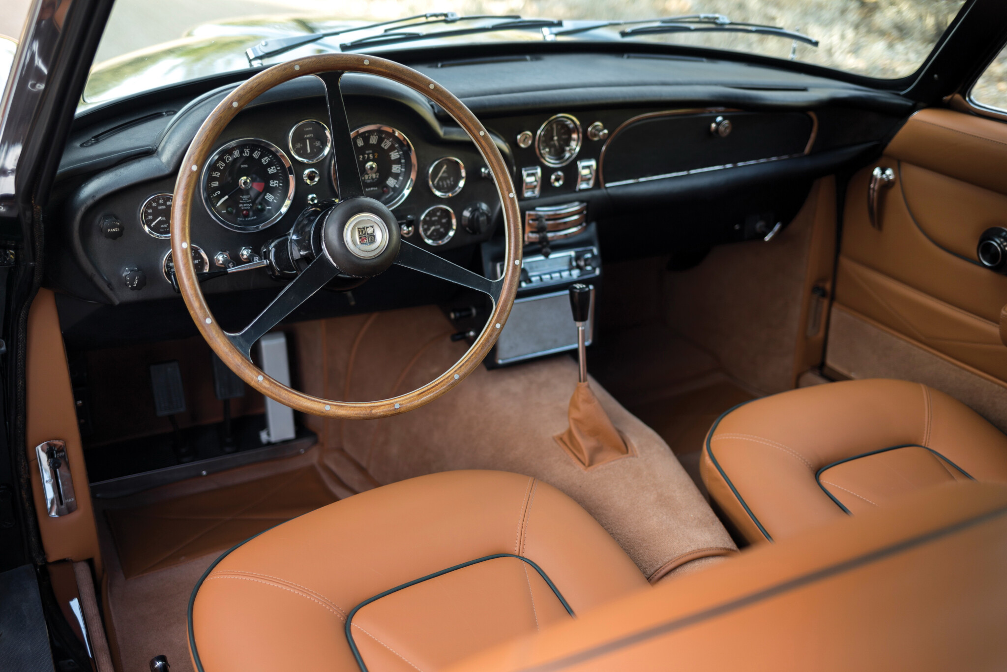 Астон Мартин db5 Vantage 1970