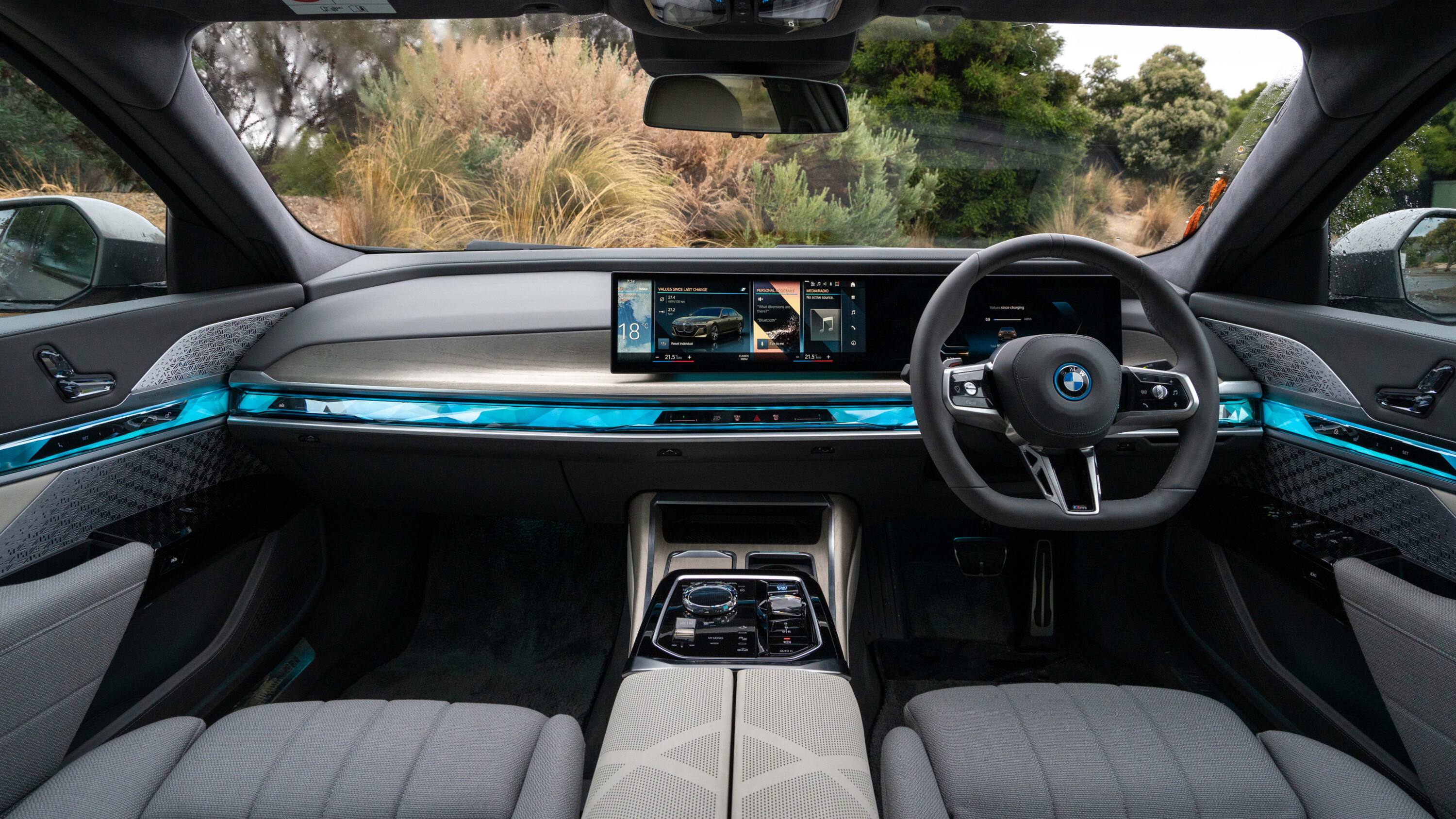 Best Electric Luxury Sedan over $100K: BMW i7