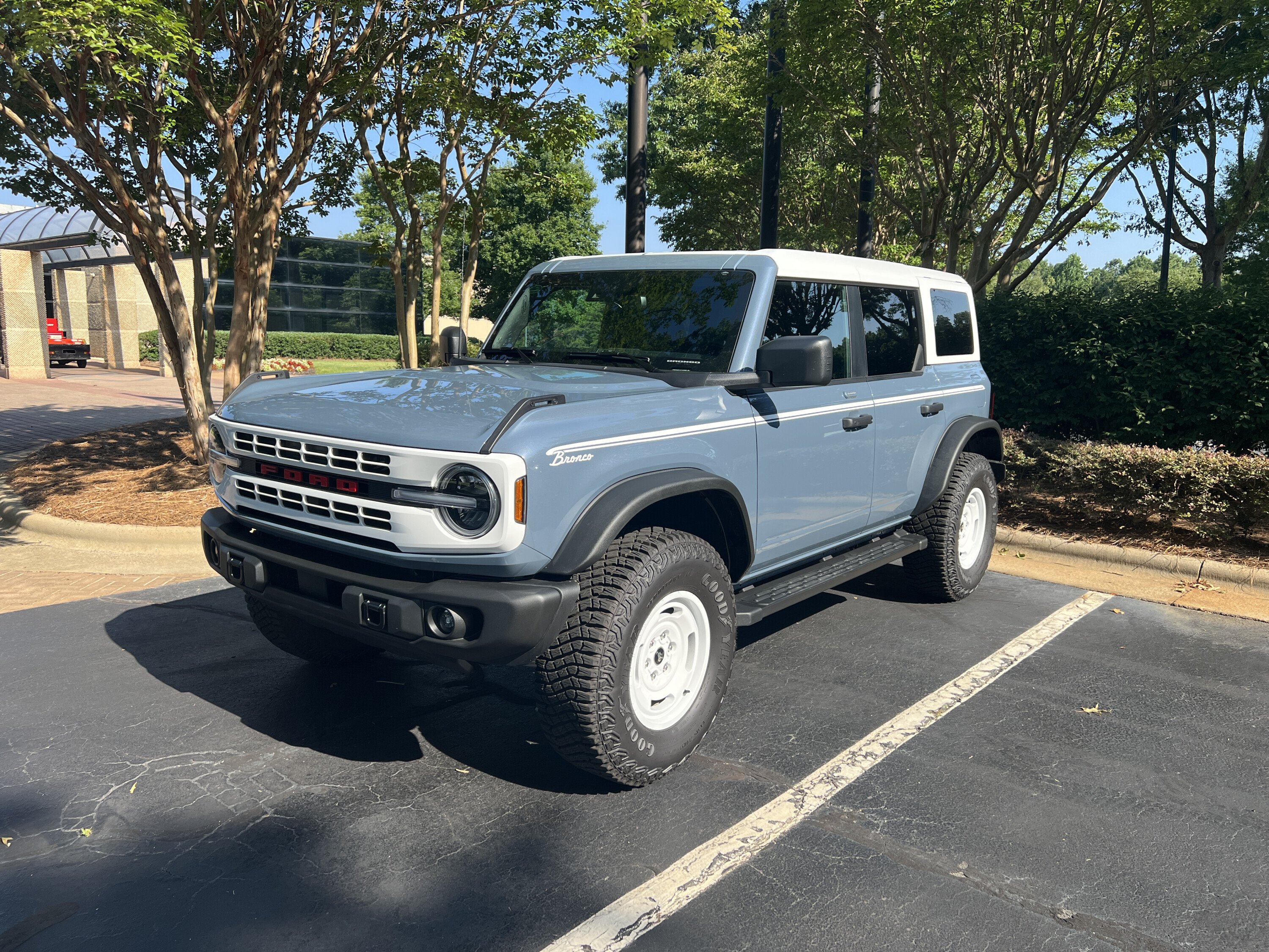 97a31b52/2023 ford bronco heritage limited edition suv img 3750 JPG