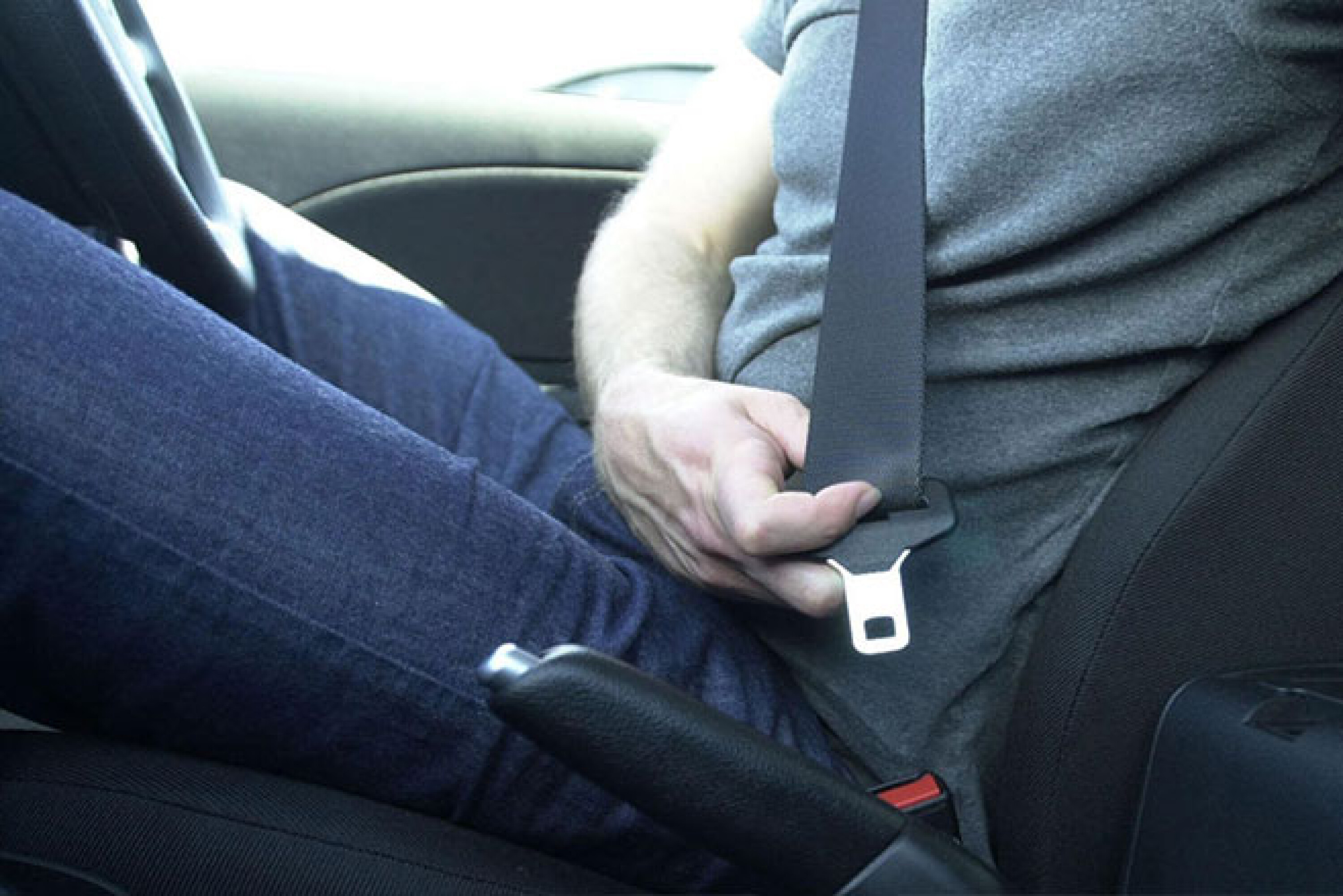Ремень безопасности видео. Seat Belt. Непристегнутый ремень. Непристёгнутый ремень безопасности. Не пристегнутый ремень безопасности.