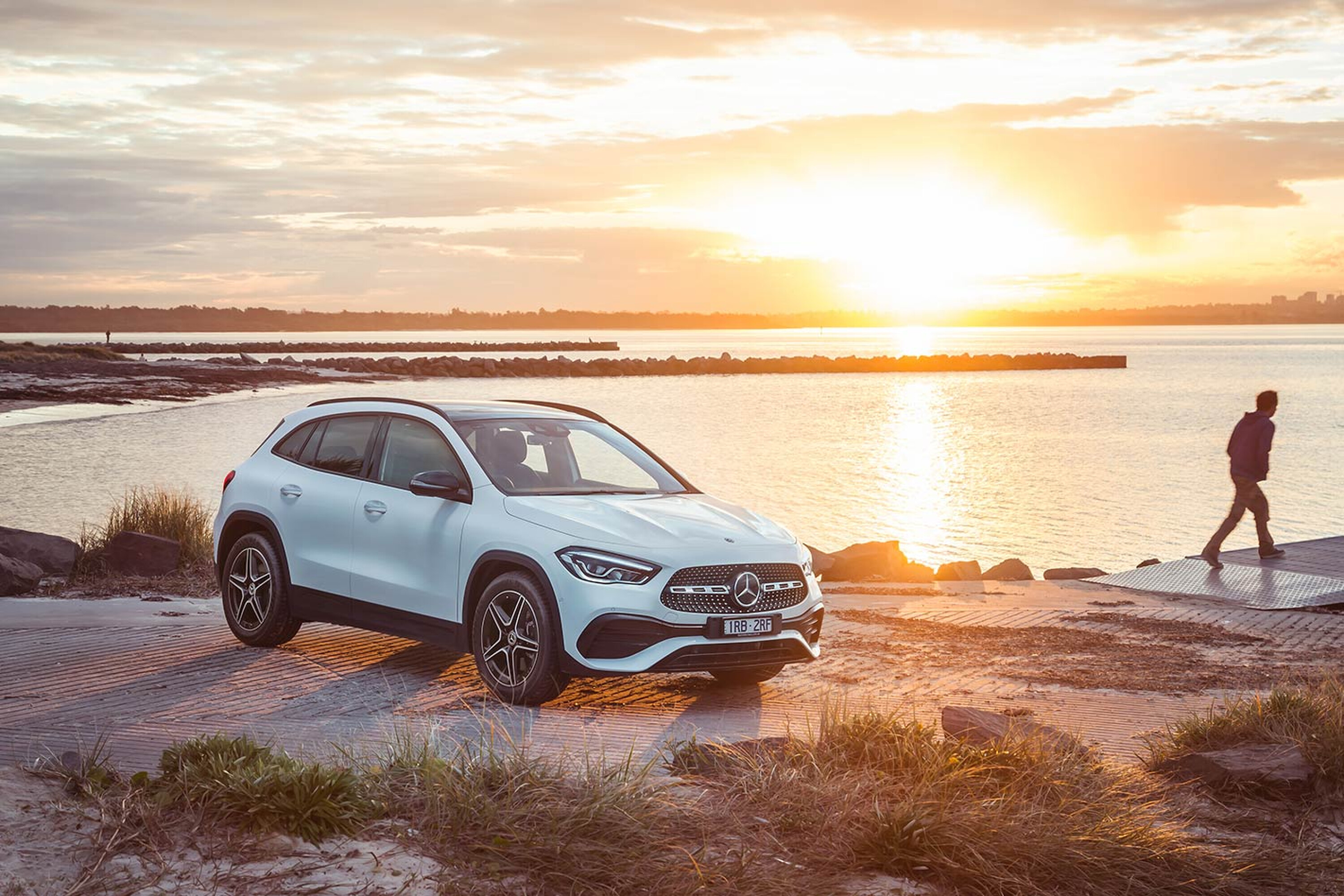 MercedesBenz GLA250 Reviews, Price & Specs