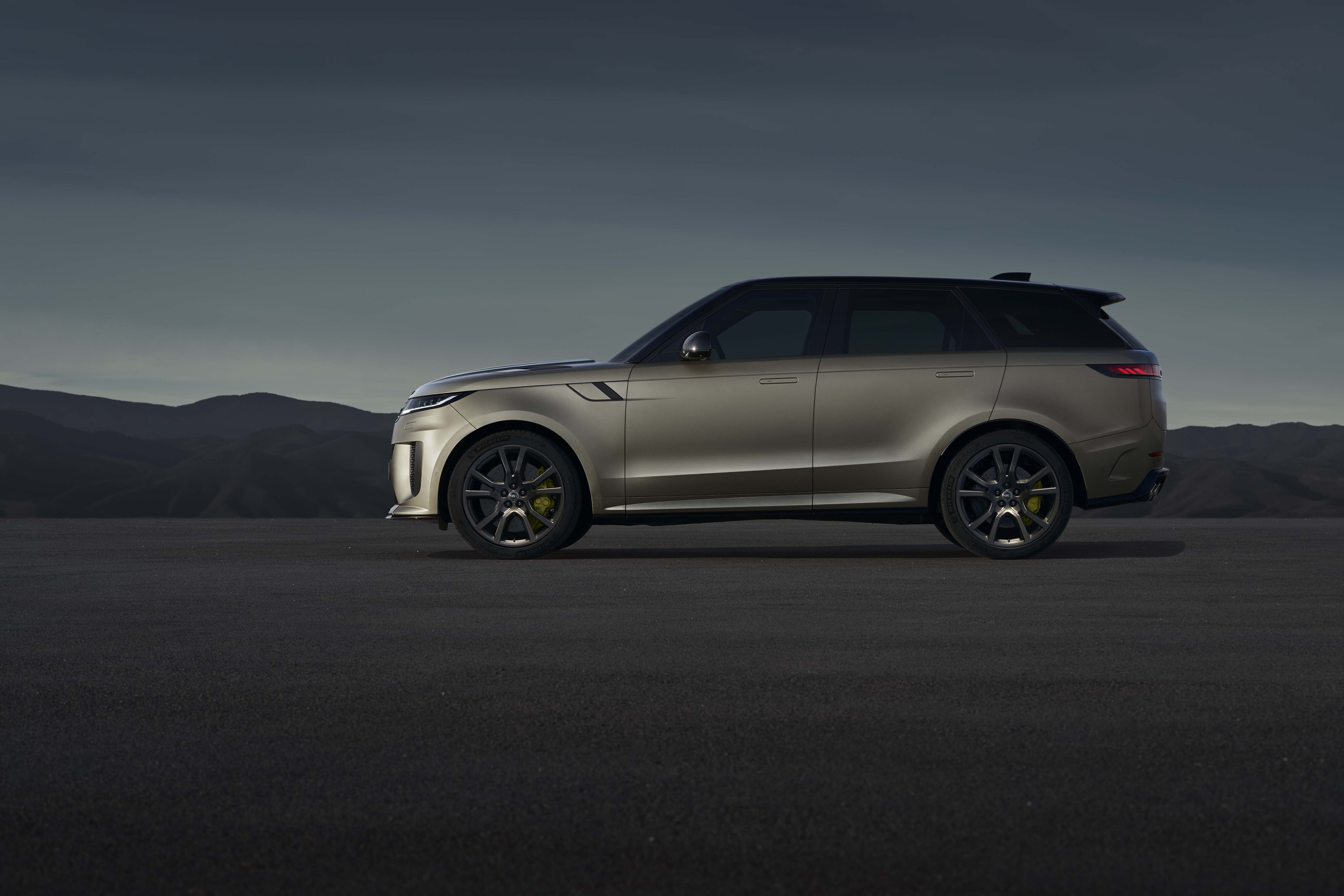 2024 Range Rover Sport SV Pricing 467kW Hero Here Soon   2024 Range Rover Sport Sv Rrs 24my Sv Location 13 