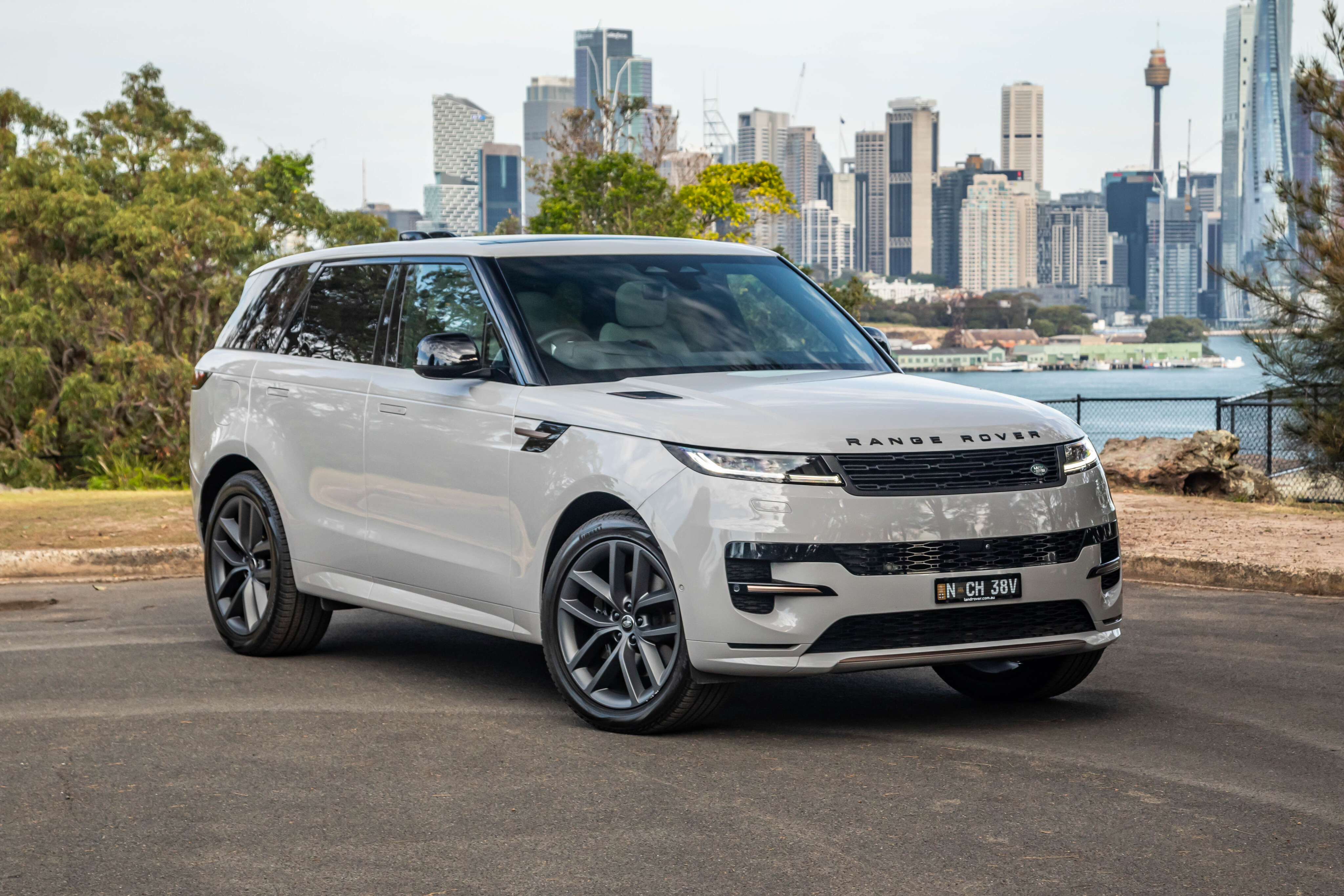 2024 Land Rover Range Rover Prices, Reviews, and Pictures