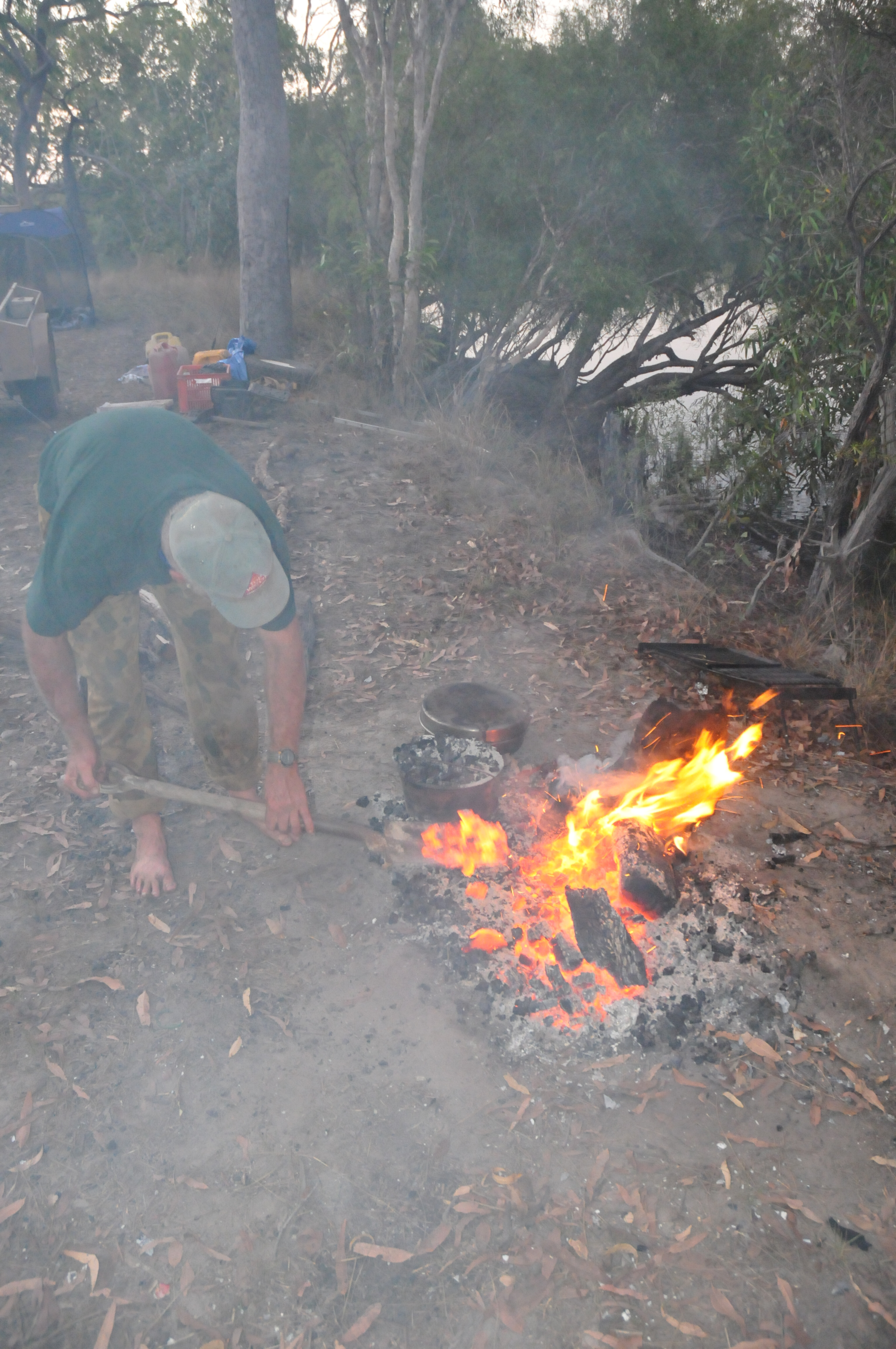 145c0ccb/6 camp ovens JPG