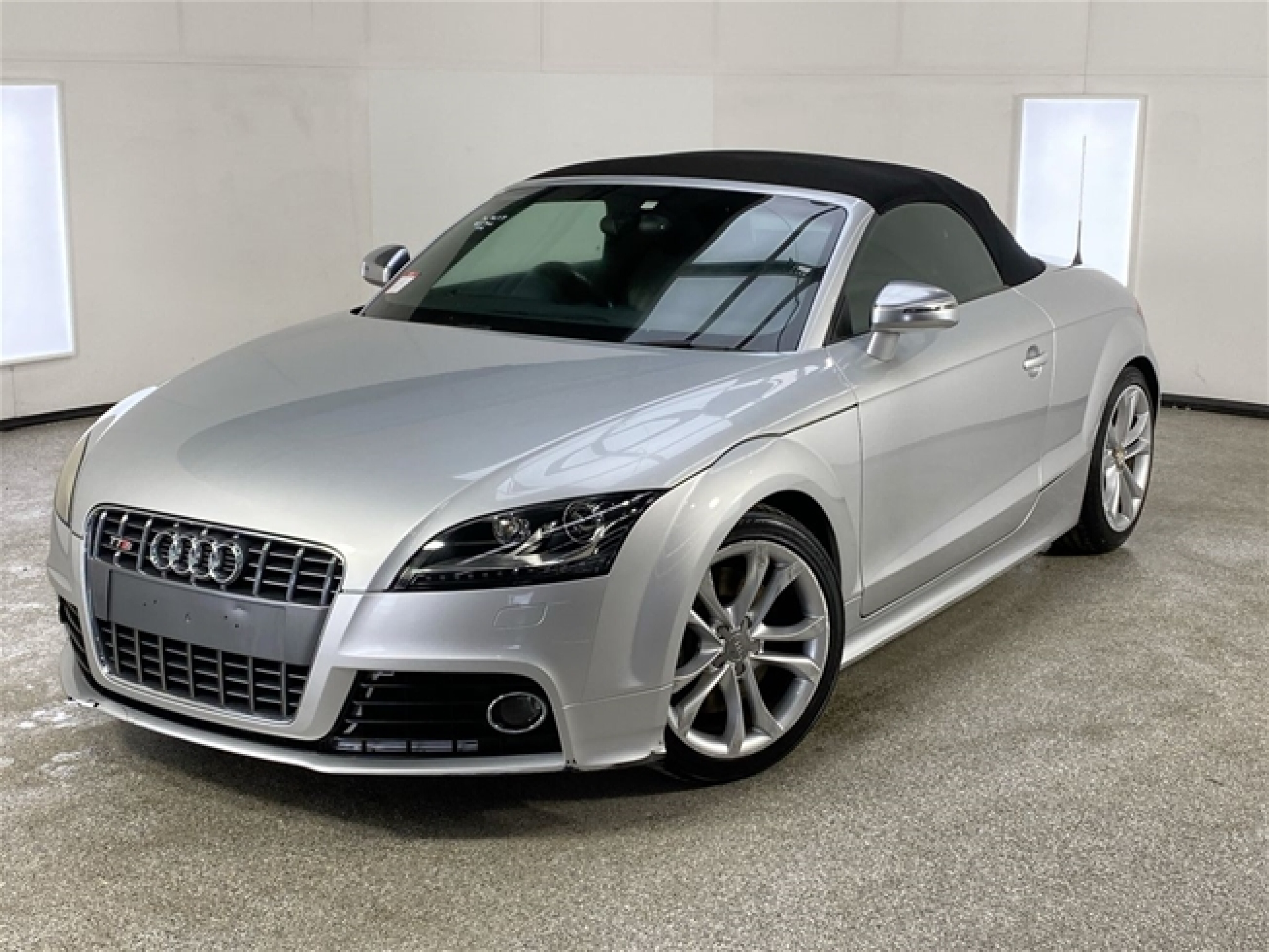 16800c79/2009 audi tt 2 jpg