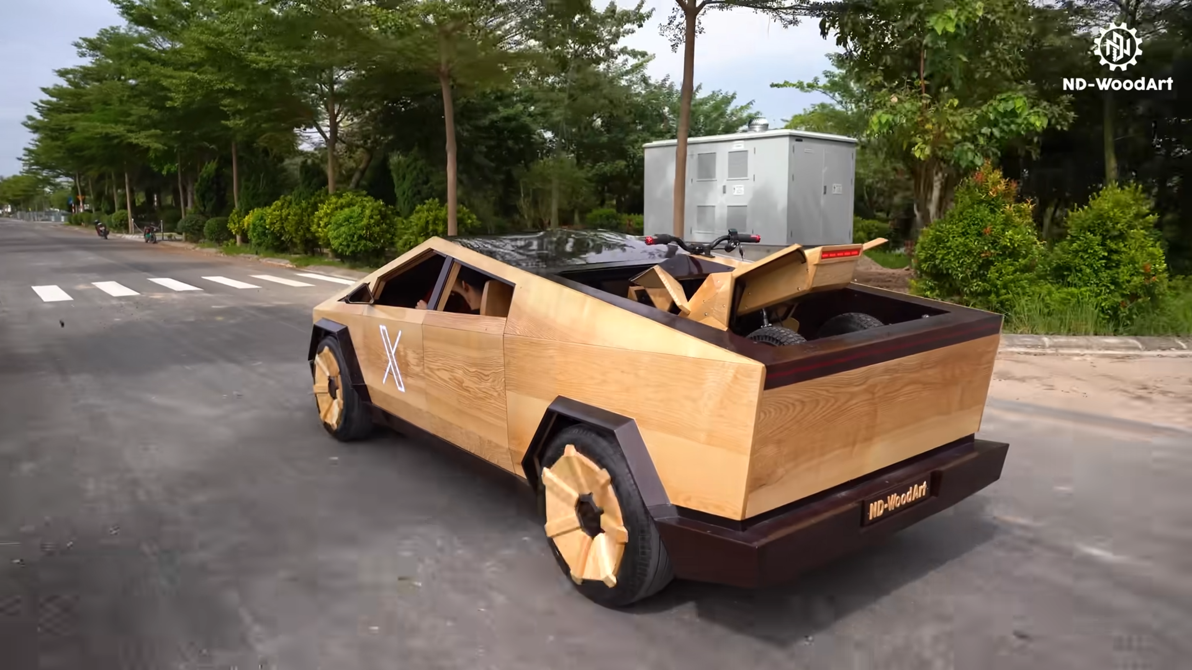 246f1d5d/nd woodwork dad builds wooden cybertruck for his kids 21 png