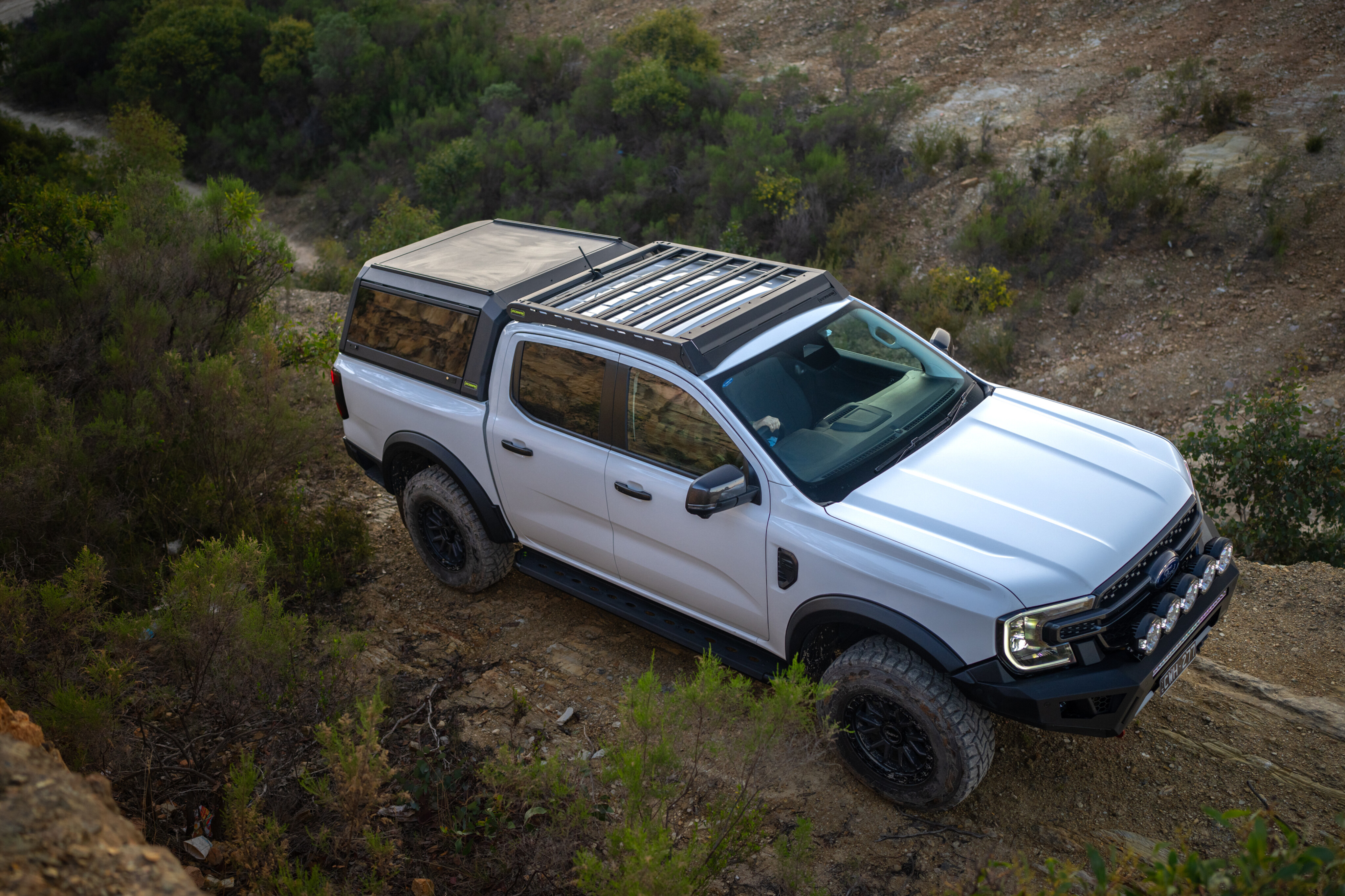 2907124b/ironman 4x4 raid roof rack 2 jpg