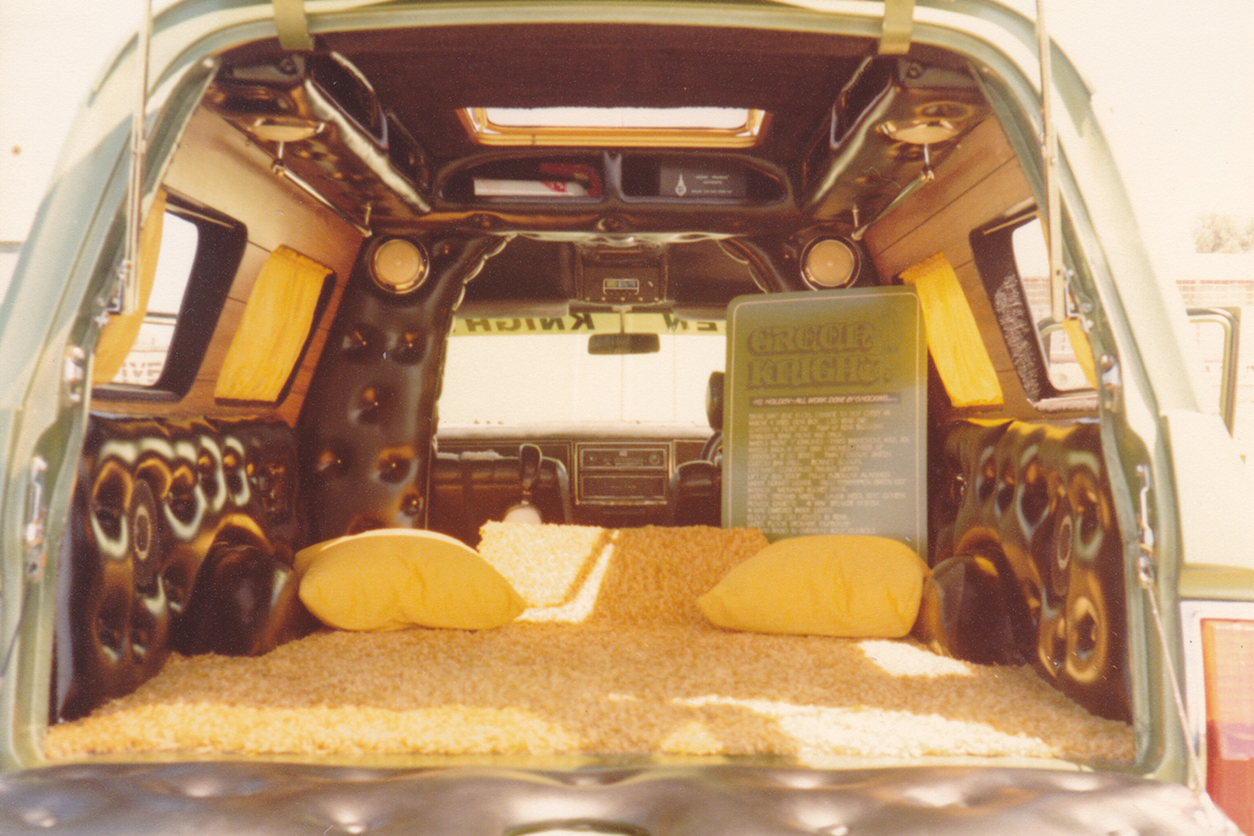 2cf4171e/green knight hg panelvan interior rear jpg