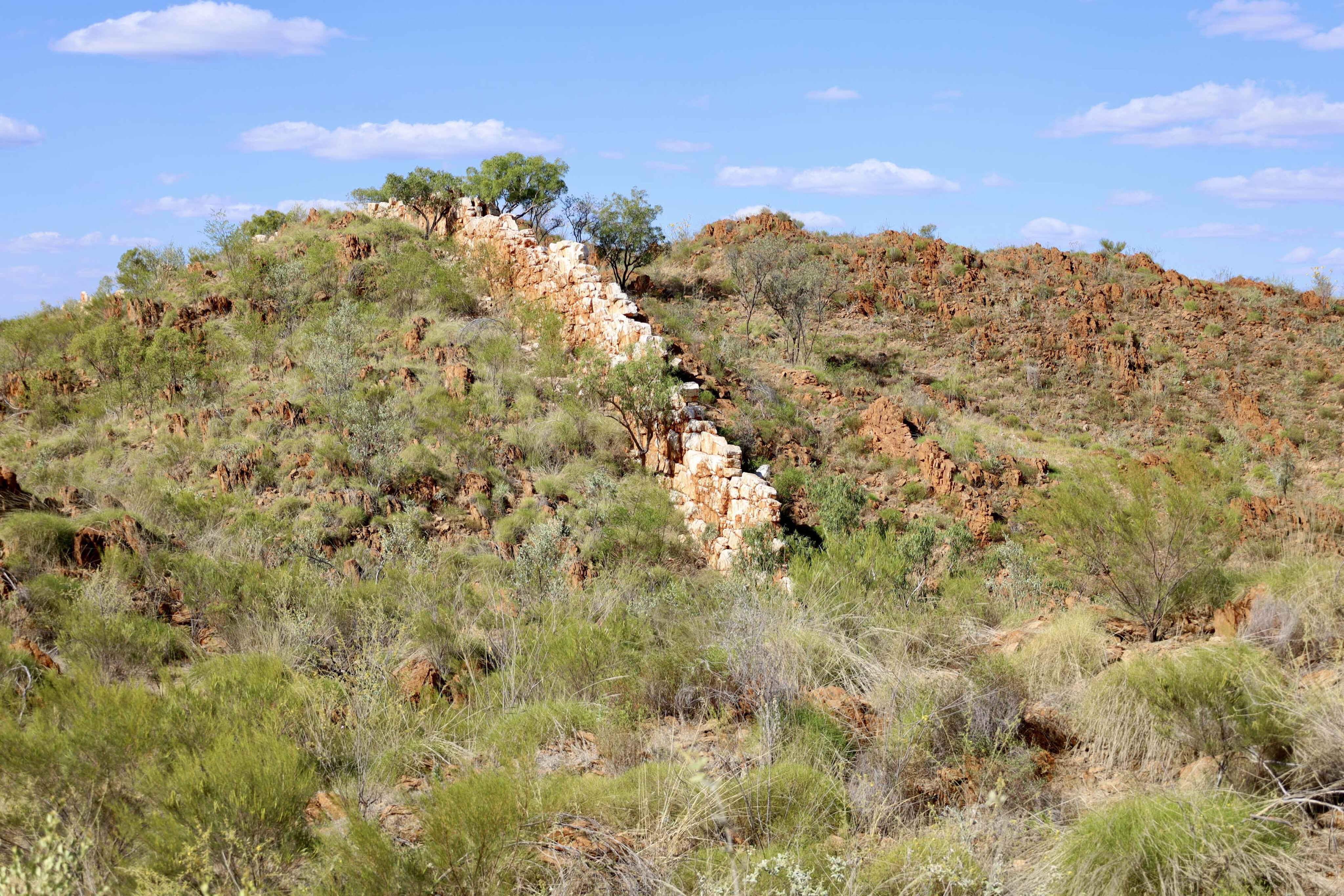 48d61749/the great wall of china near halls creek jpg