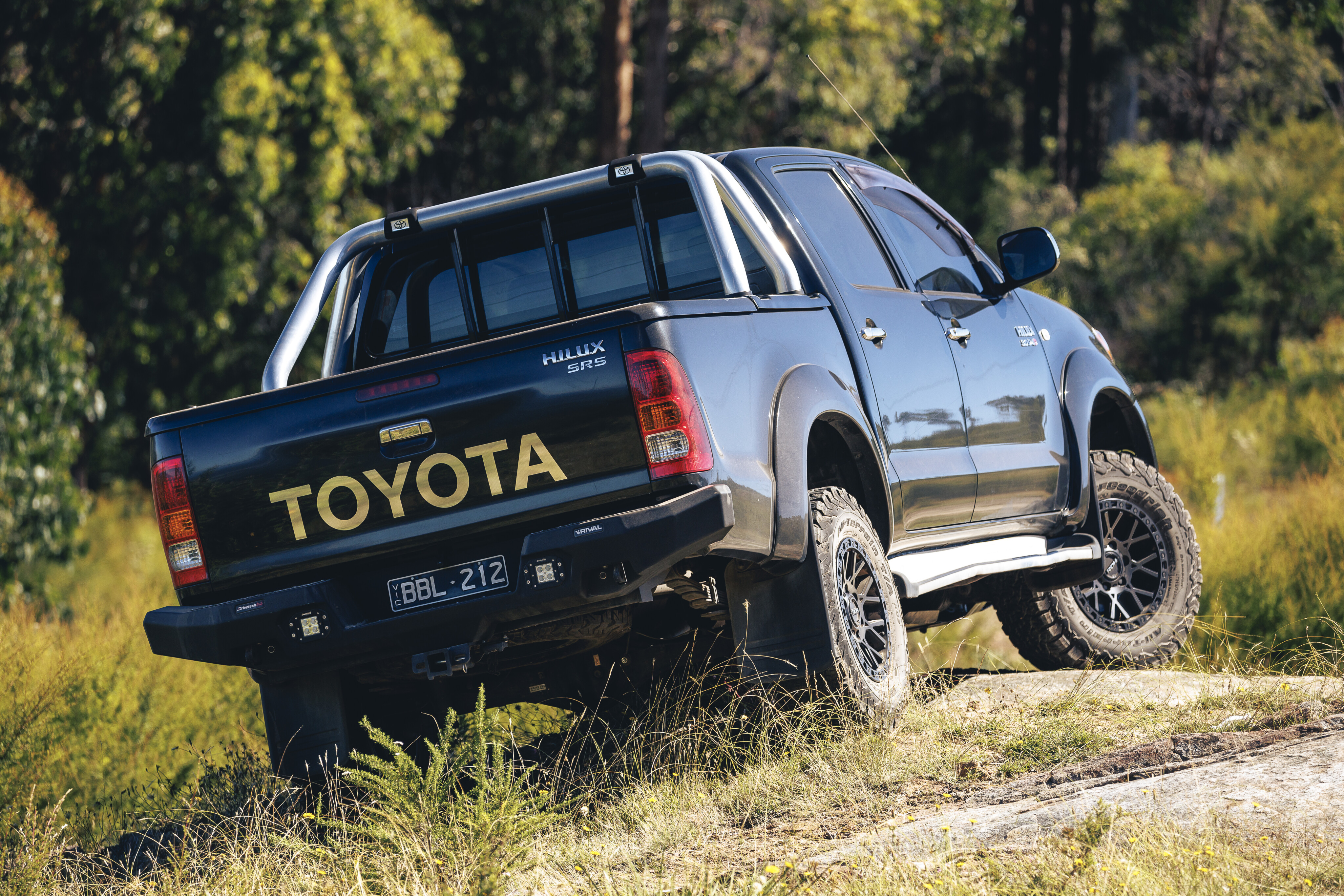 69e51ad1/edewar 240130 toyota hilux l7s1 custom 4x4australia 1 jpg