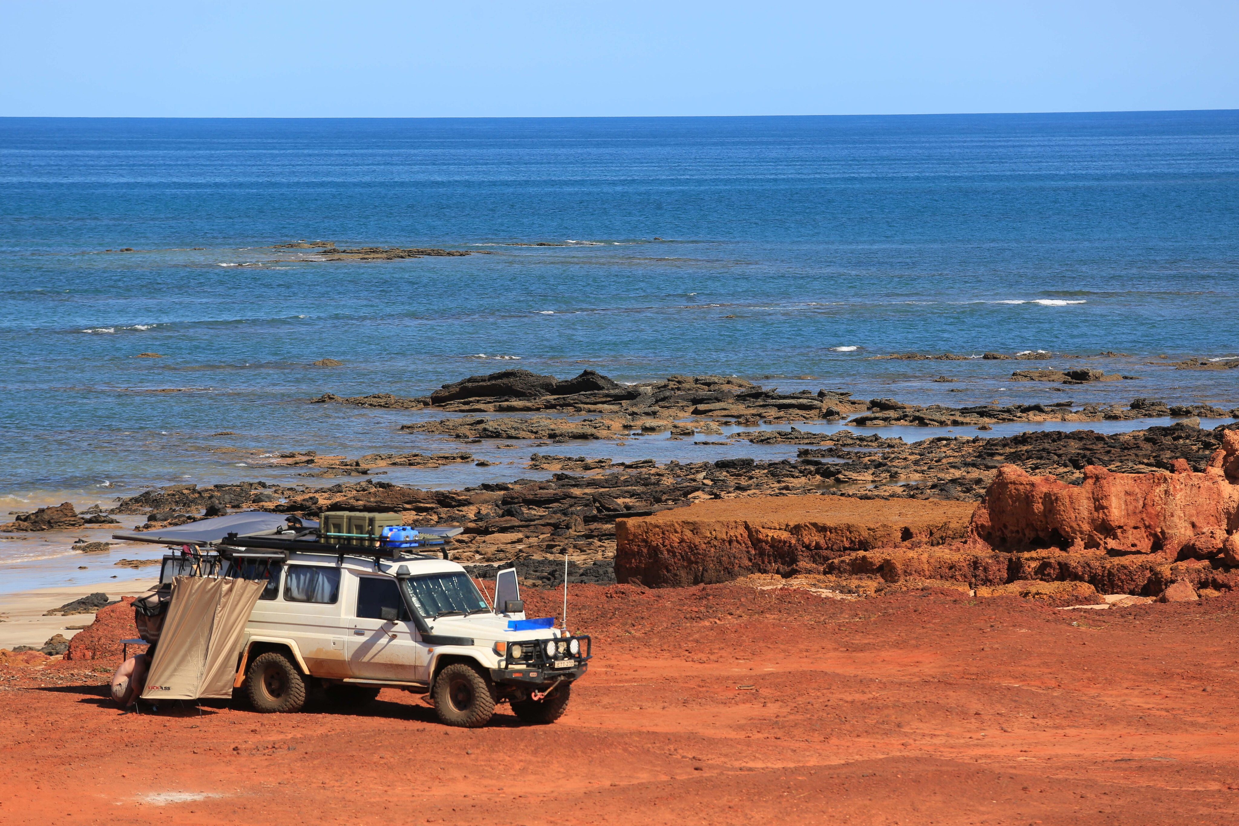 738117a3/4x4 australia explore beaches of broome 30 jpg