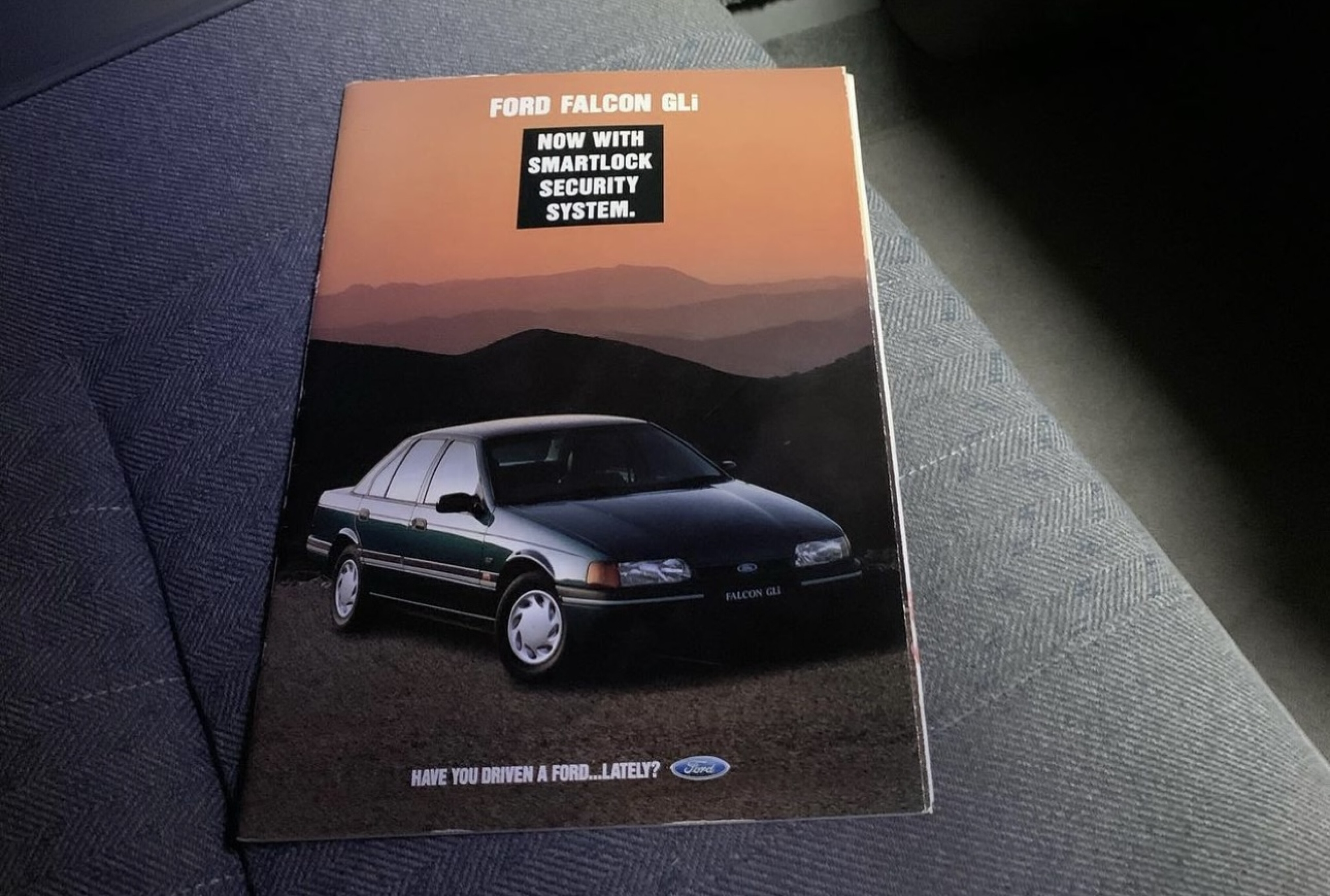 772617d8/1992 ford falcon eb ii gli wagon eb brochure jpg