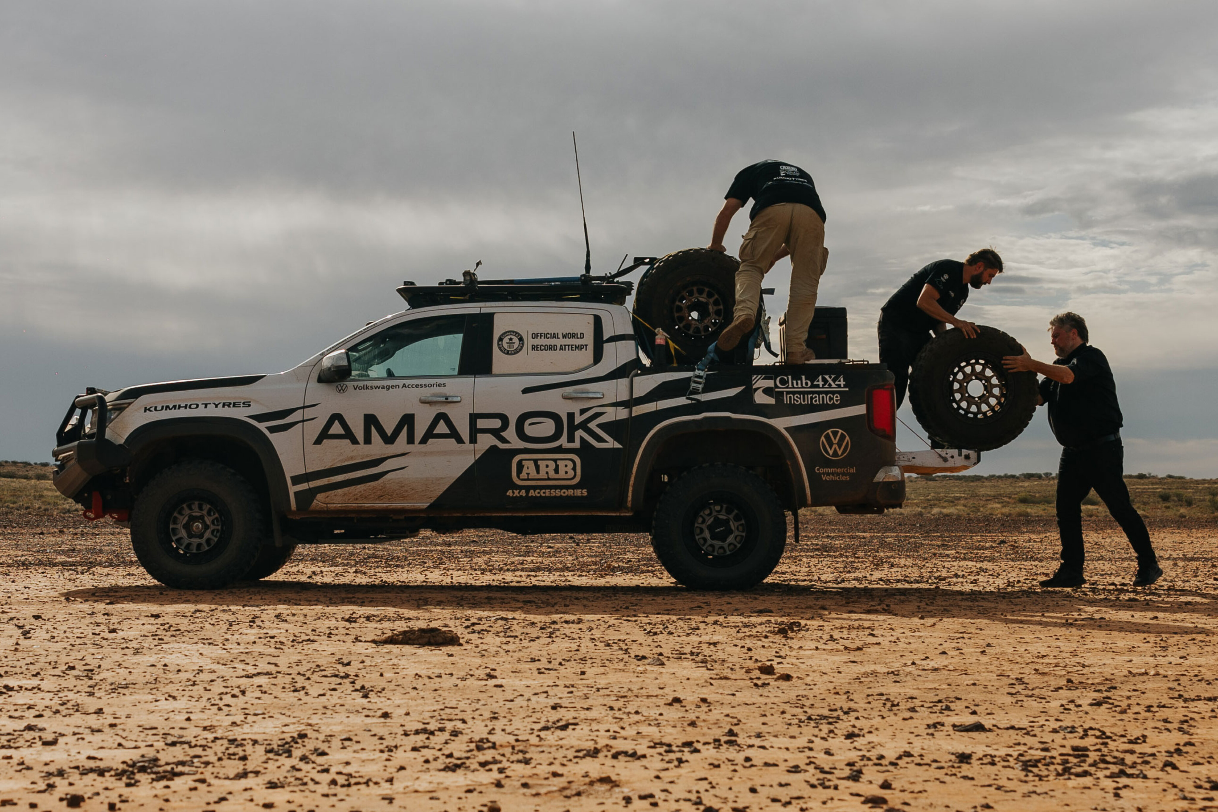 812329ca/amarok record volkswagens ute conquers australias 10 deserts in six days and 17 hours 838942 jpg