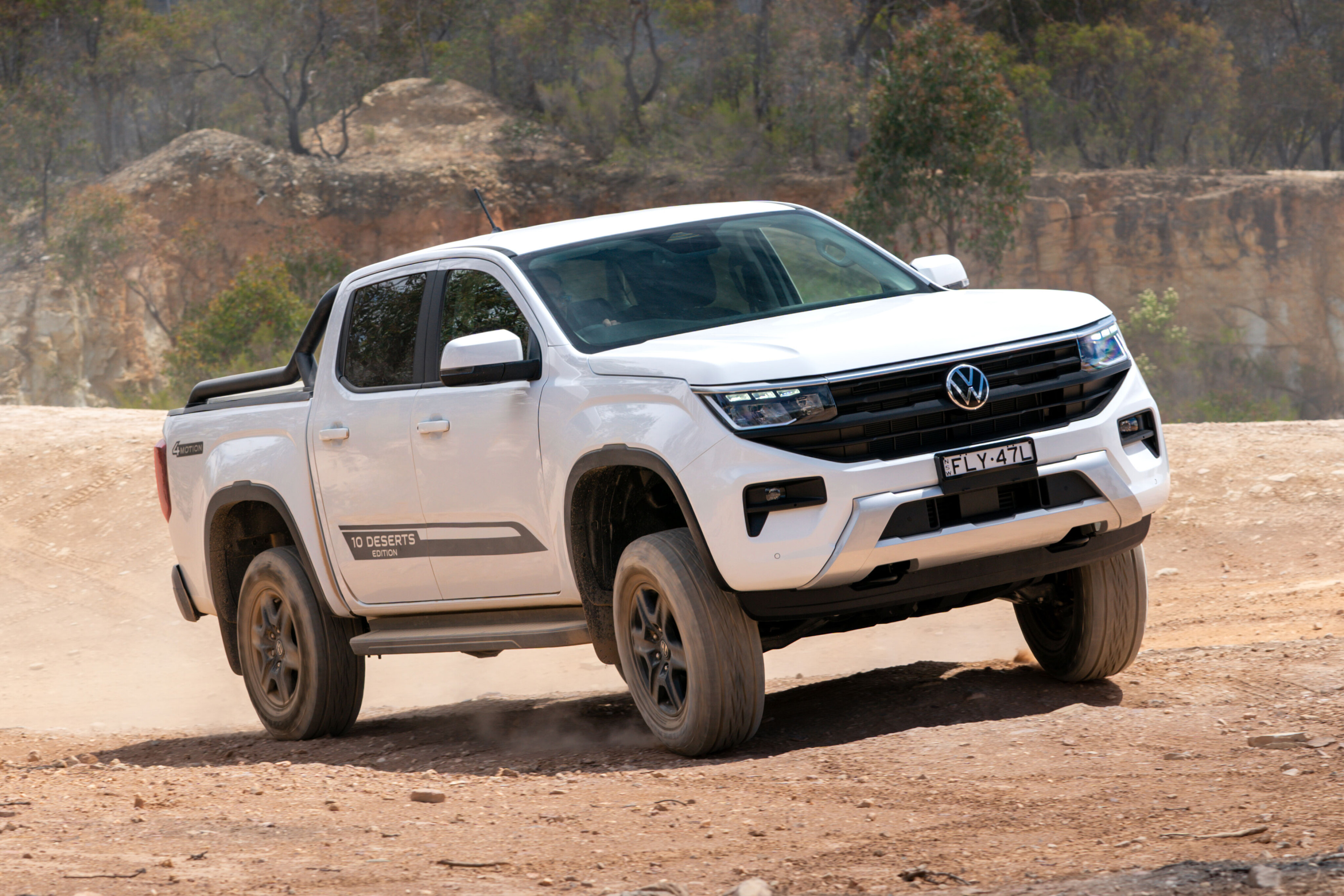 88ac140d/vw amarok 10desertsedition lr 13 jpg