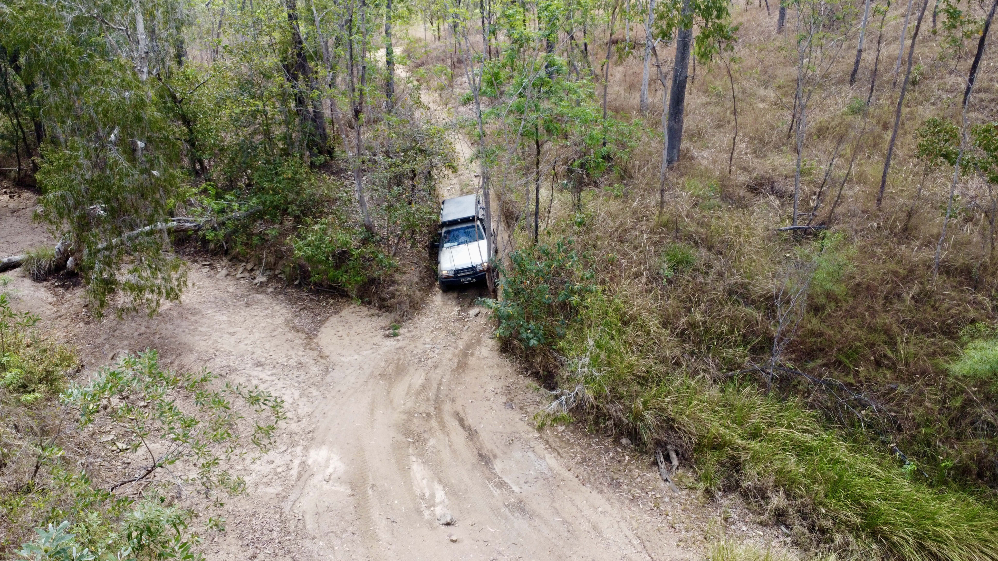 90fe18ac/tight tracks 4x4 australia explore maytown jpg