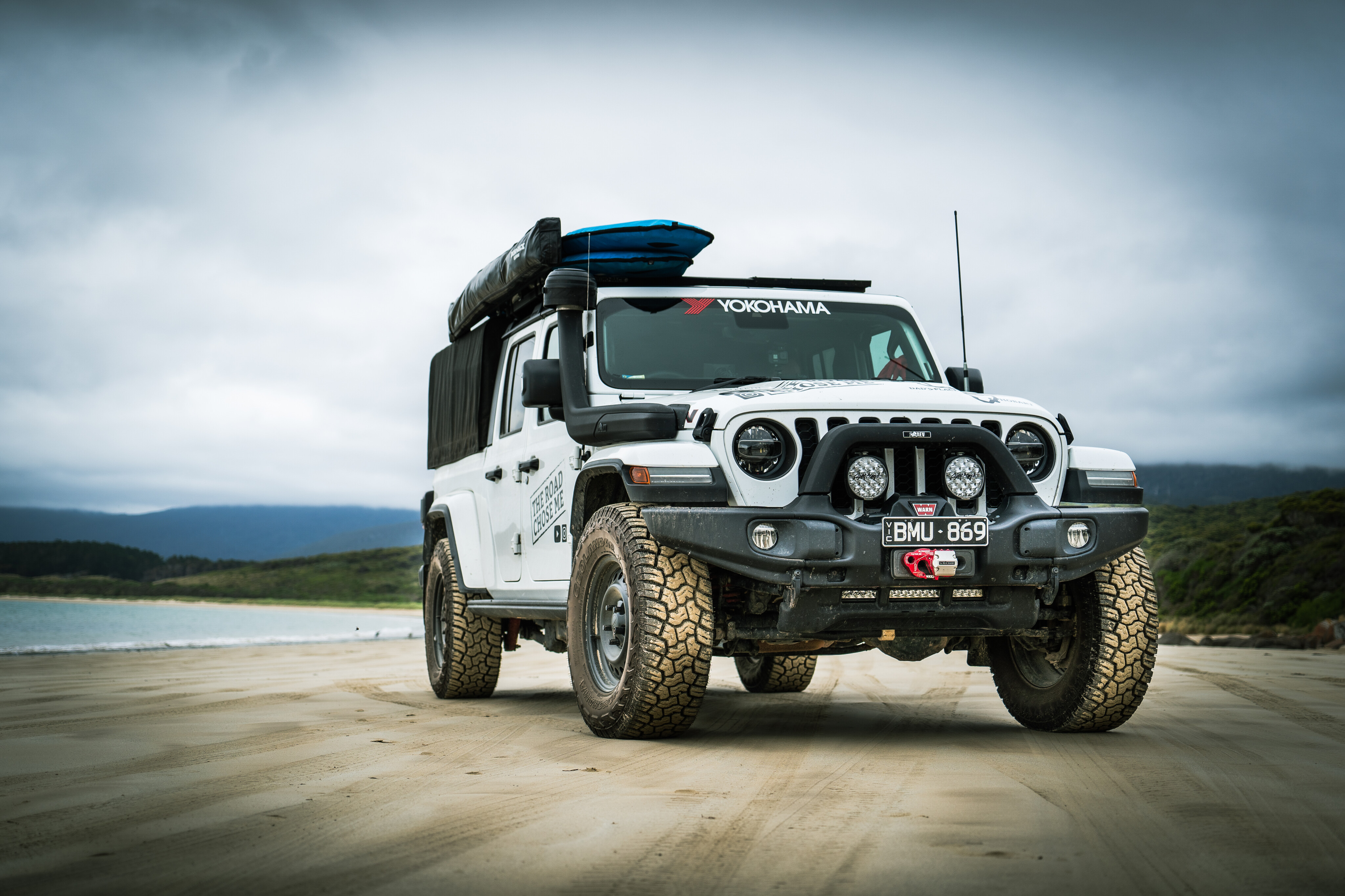 929e1bea/sandy cape jeep beach 4x4 australia explore tasmania jpg