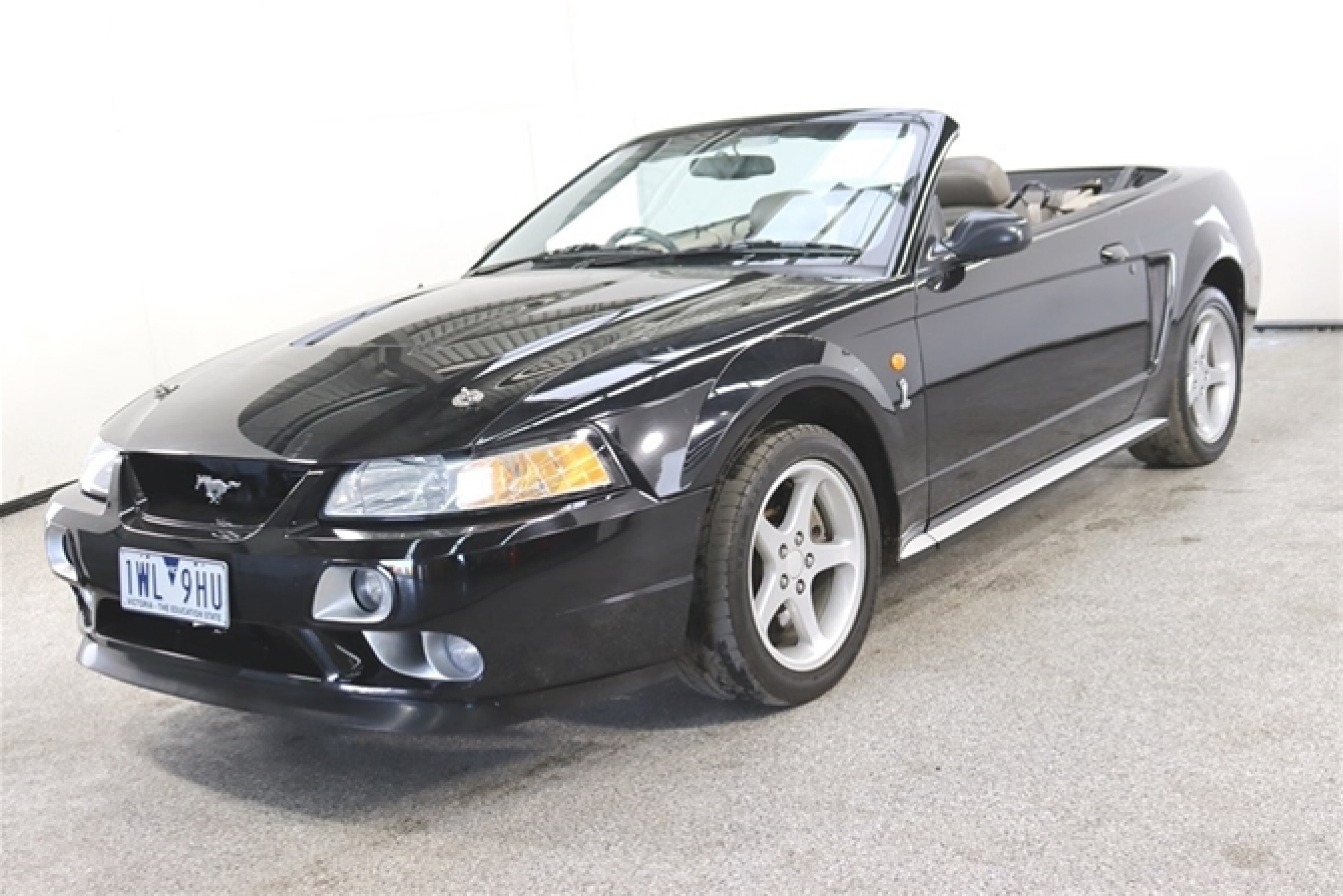 970f1bef/2001 ford mustang manual convertible grays auctions 1 jpg
