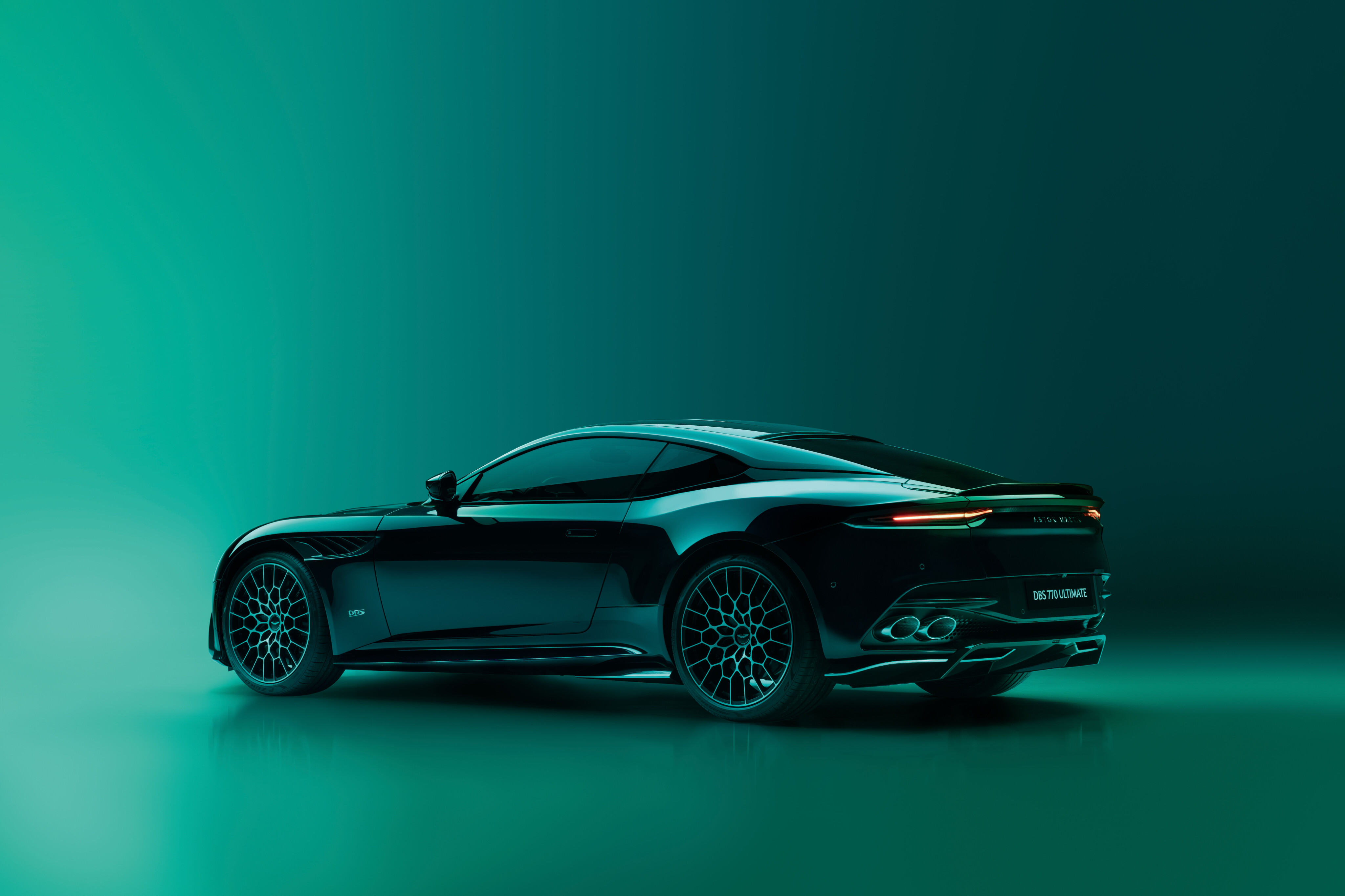 a75c0930/2023 aston martin dbs 770 ultimate 03 jpg