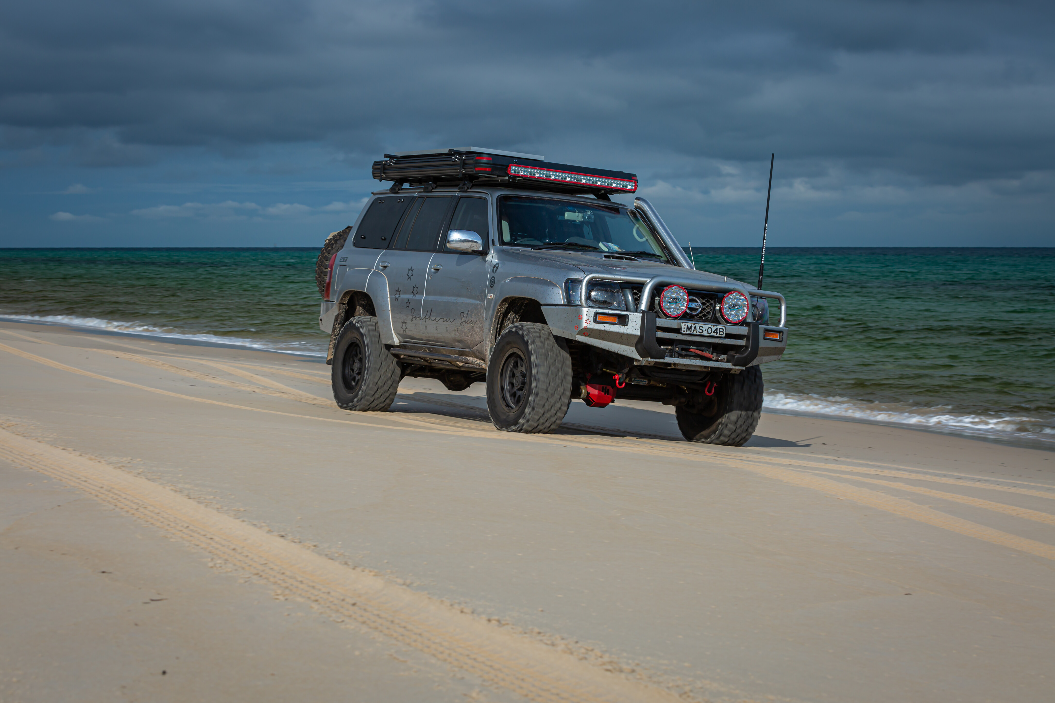 ad1308ff/moreton island by 4x4 34 jpg