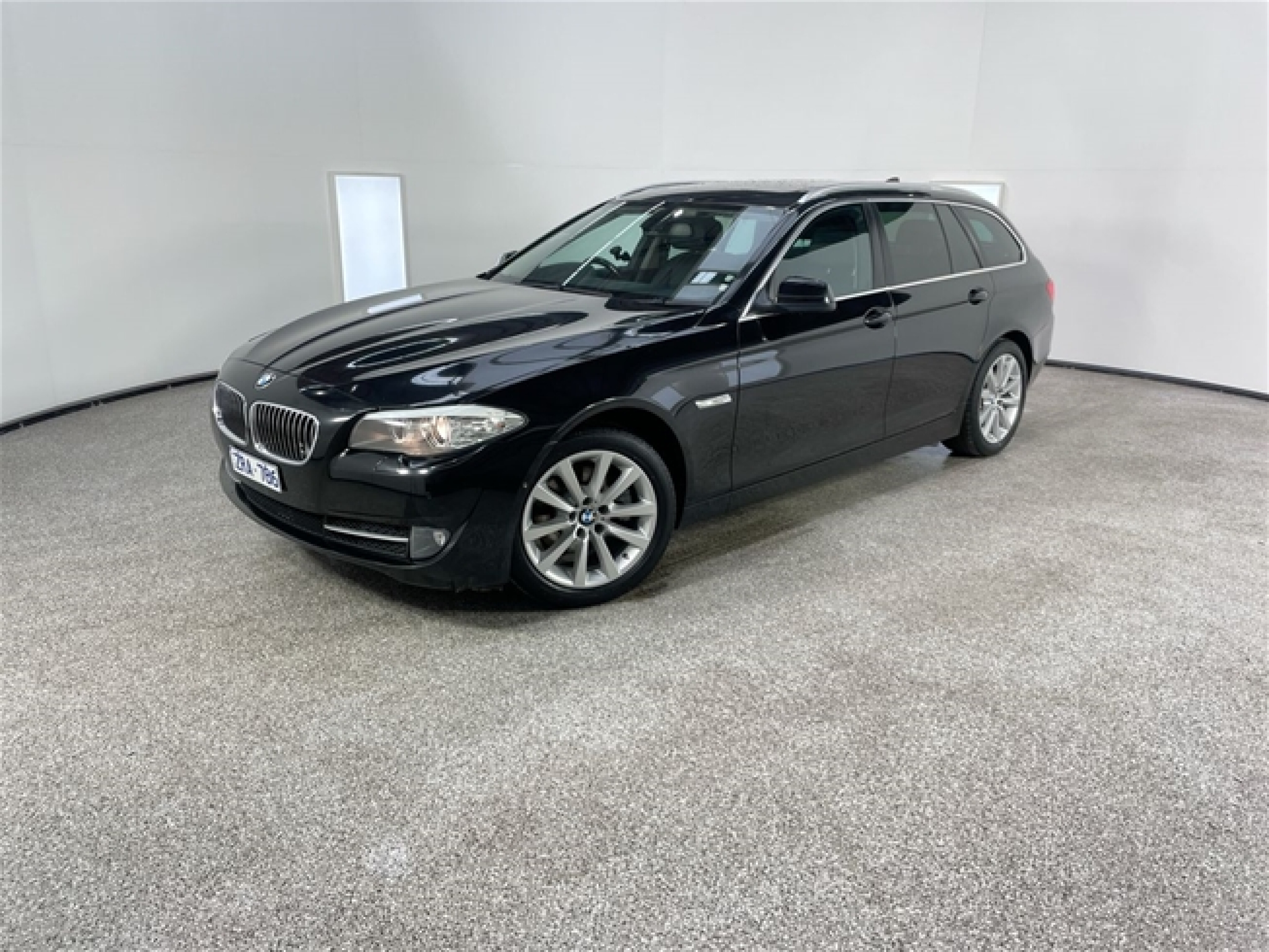 af361858/2010 bmw 5 series touring 520d grays auctions 1 jpg