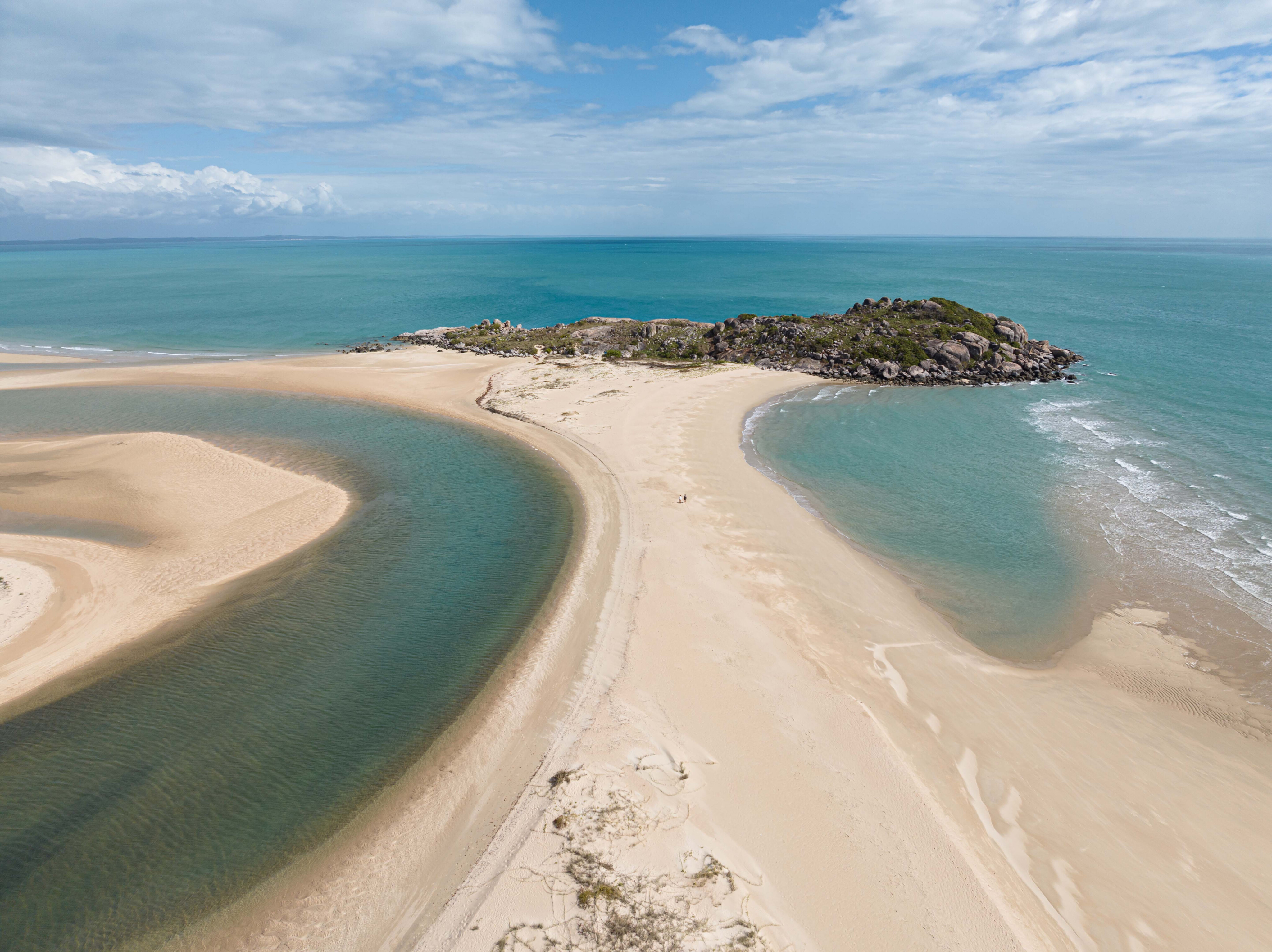 b3342b59/you can explore east woody island when the tide is out explore east arnhem land 4x4 australia jpg