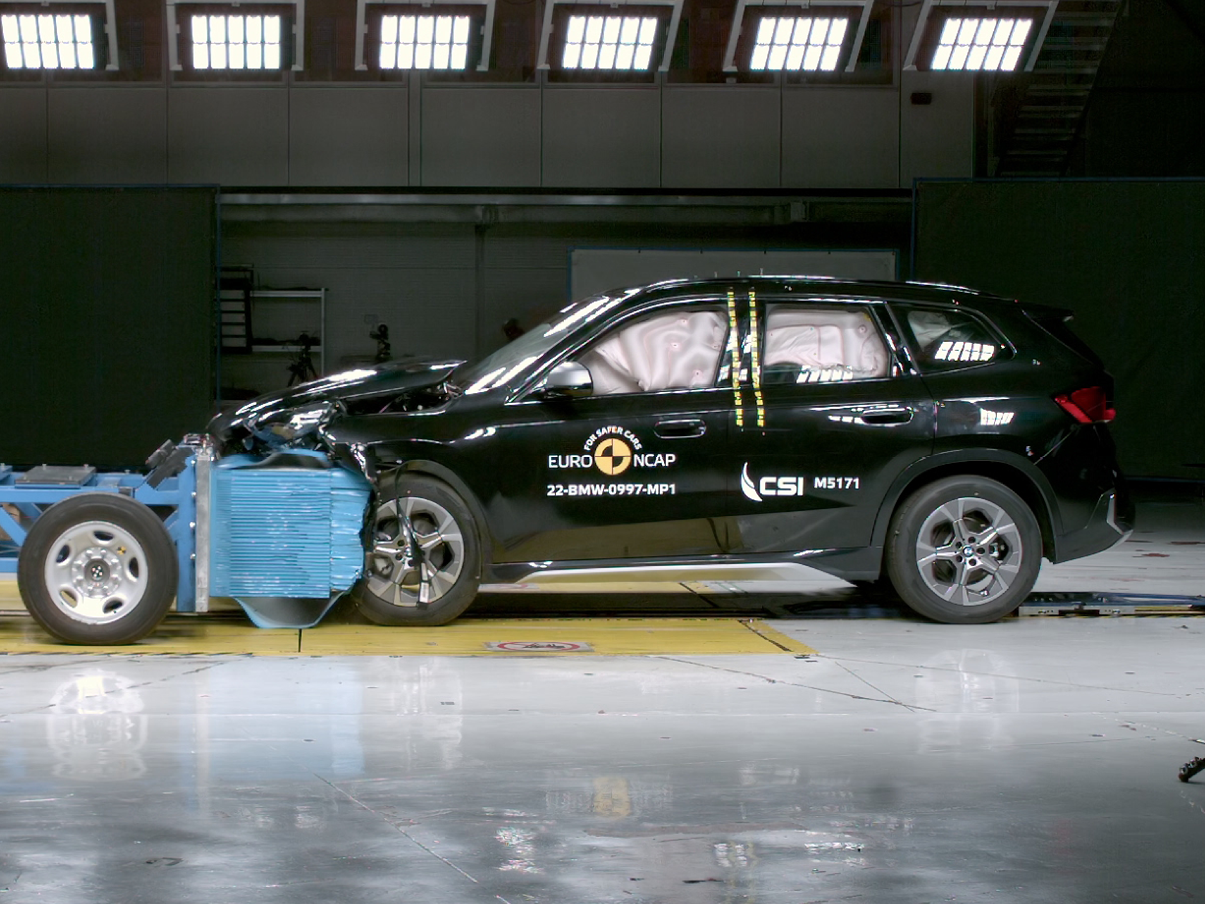 bc530a89/2023 bmw x1 ancap crash test 09 png