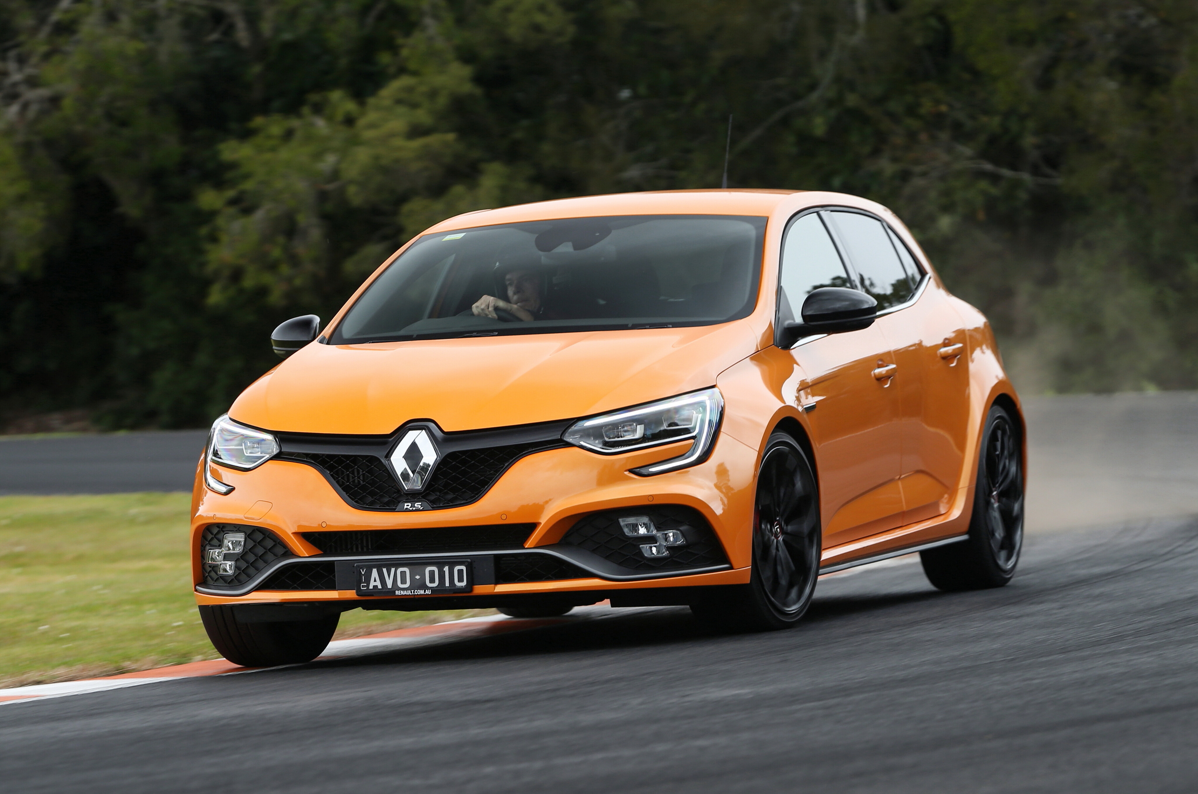 c0be14fa/2018 renault megane rs cup chassis 2 jpeg