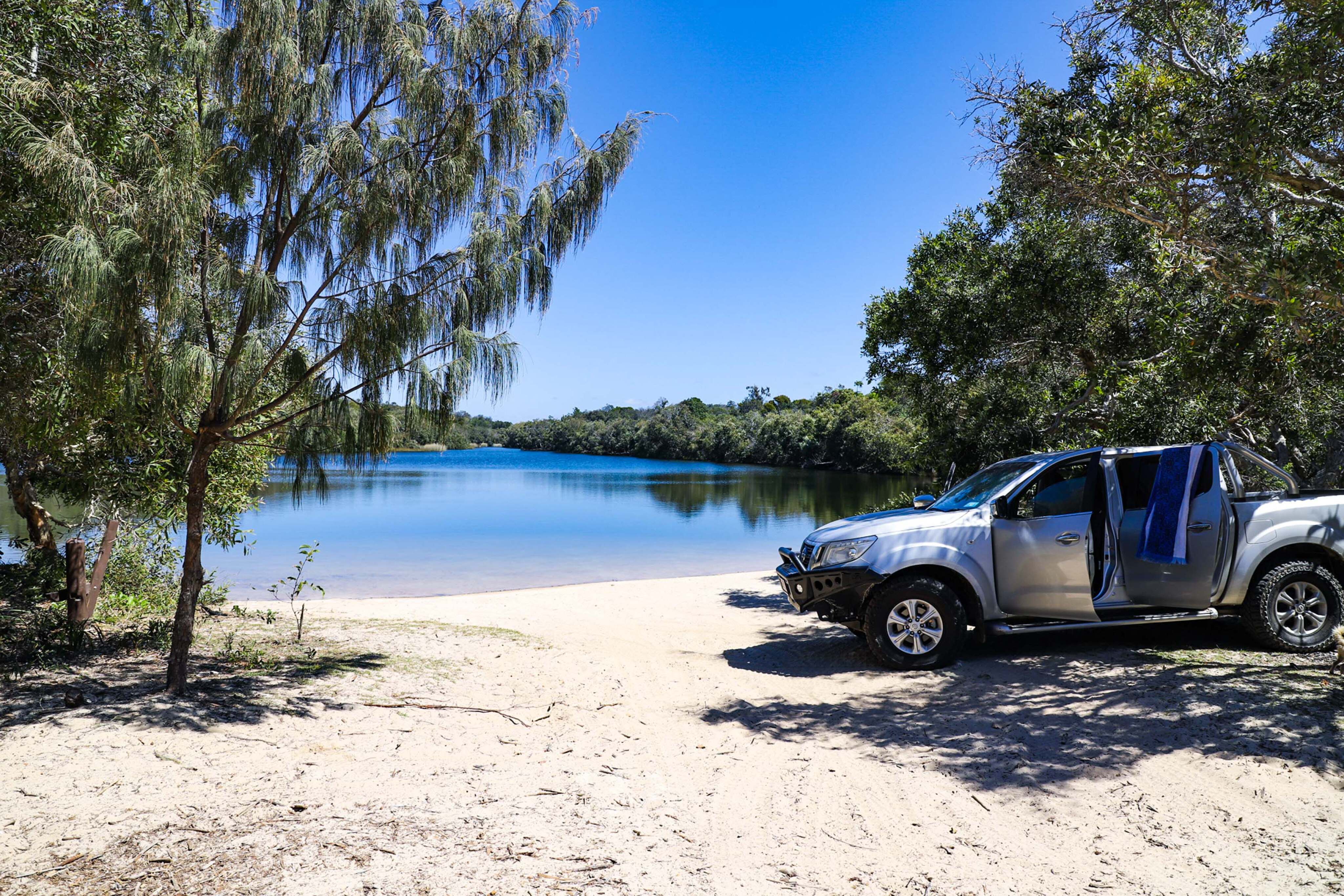 c6431514/north stradbroke island l eaton 52 jpg