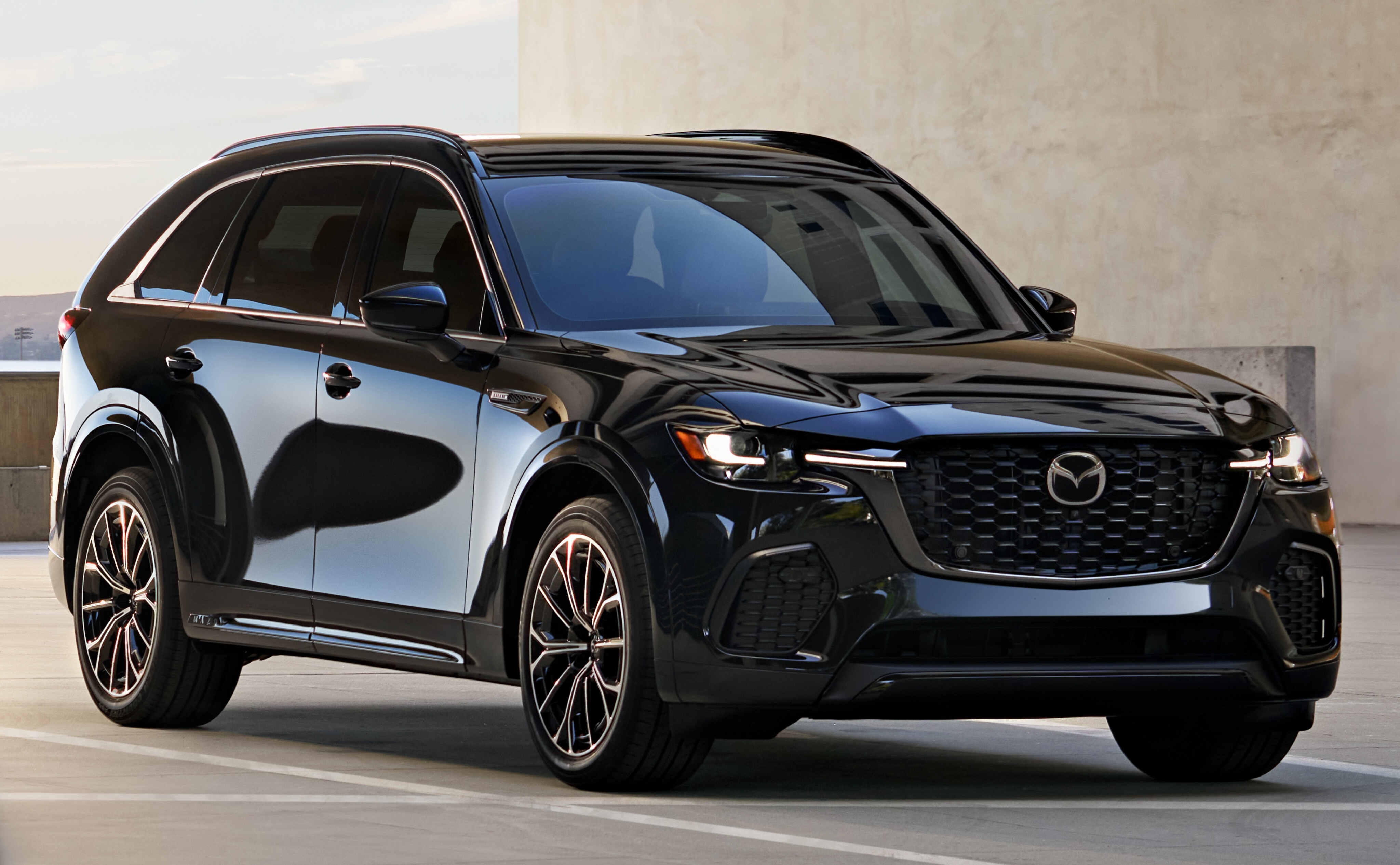 Mazda CX70 Price, Reviews & Specifications