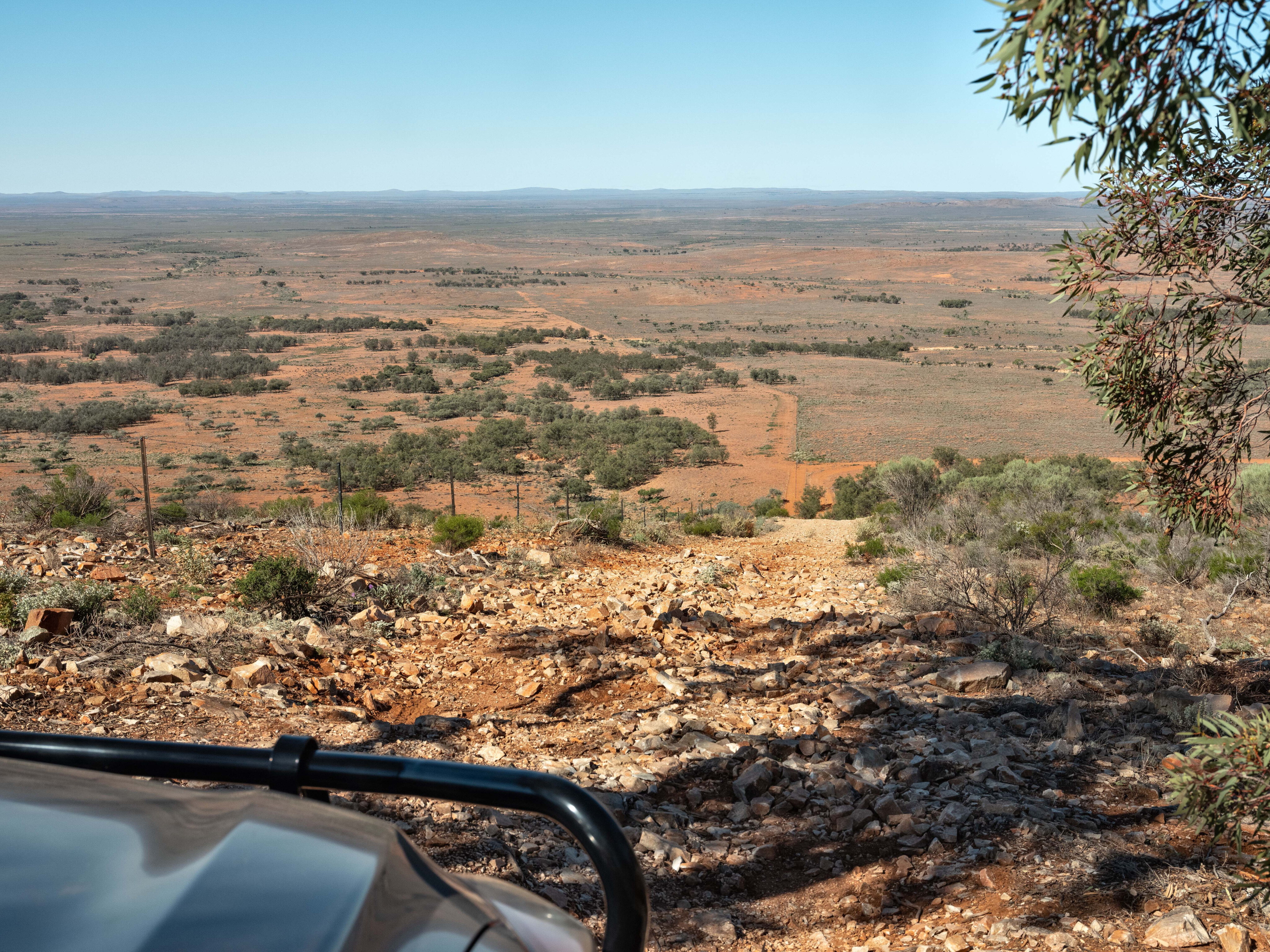 cebe1c2f/flinders ranges 2340 north fence drop off 4x4 australia jpg