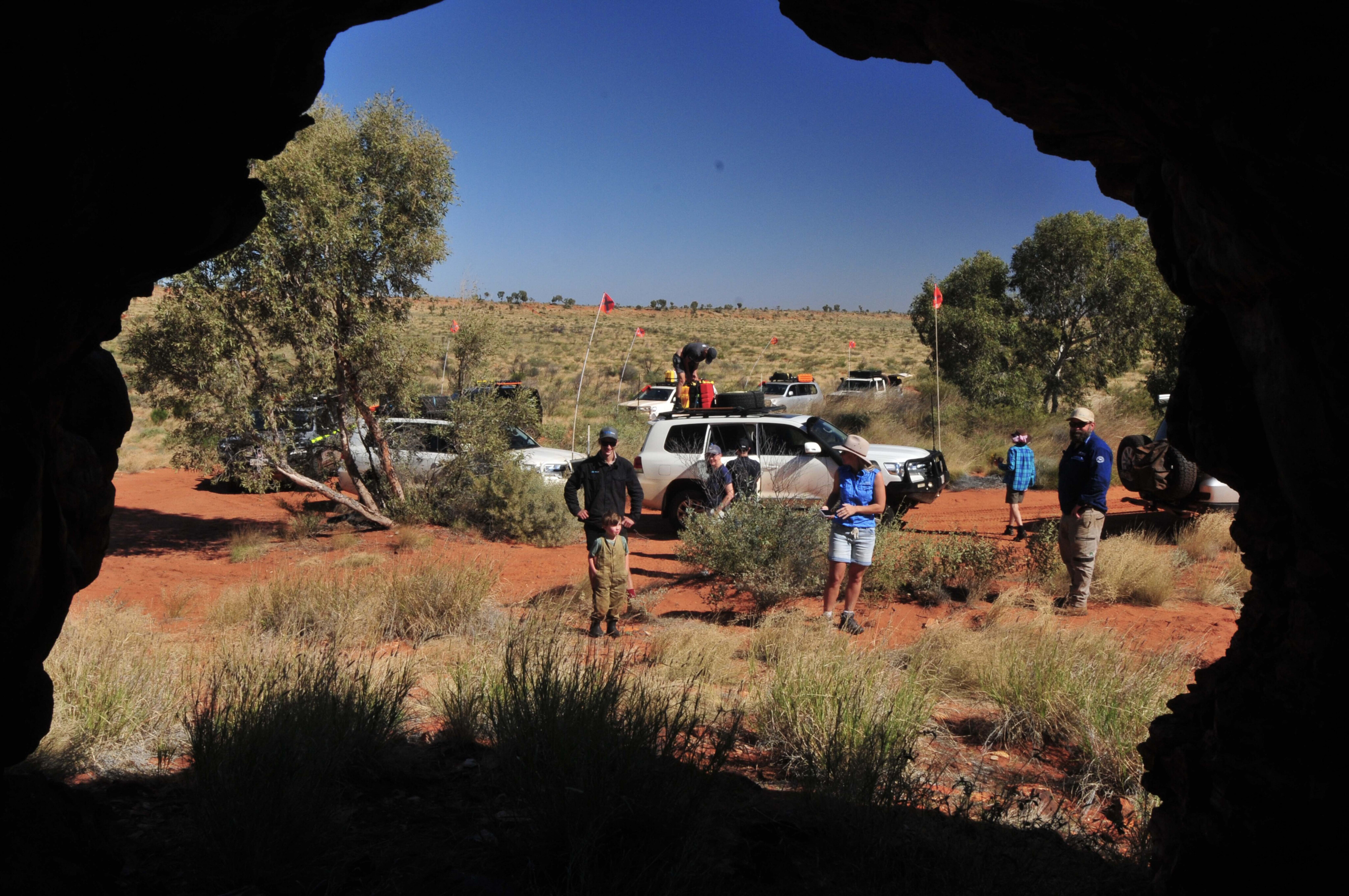 f8d019ab/csr039 cave south of well 38 canning stock route jpg