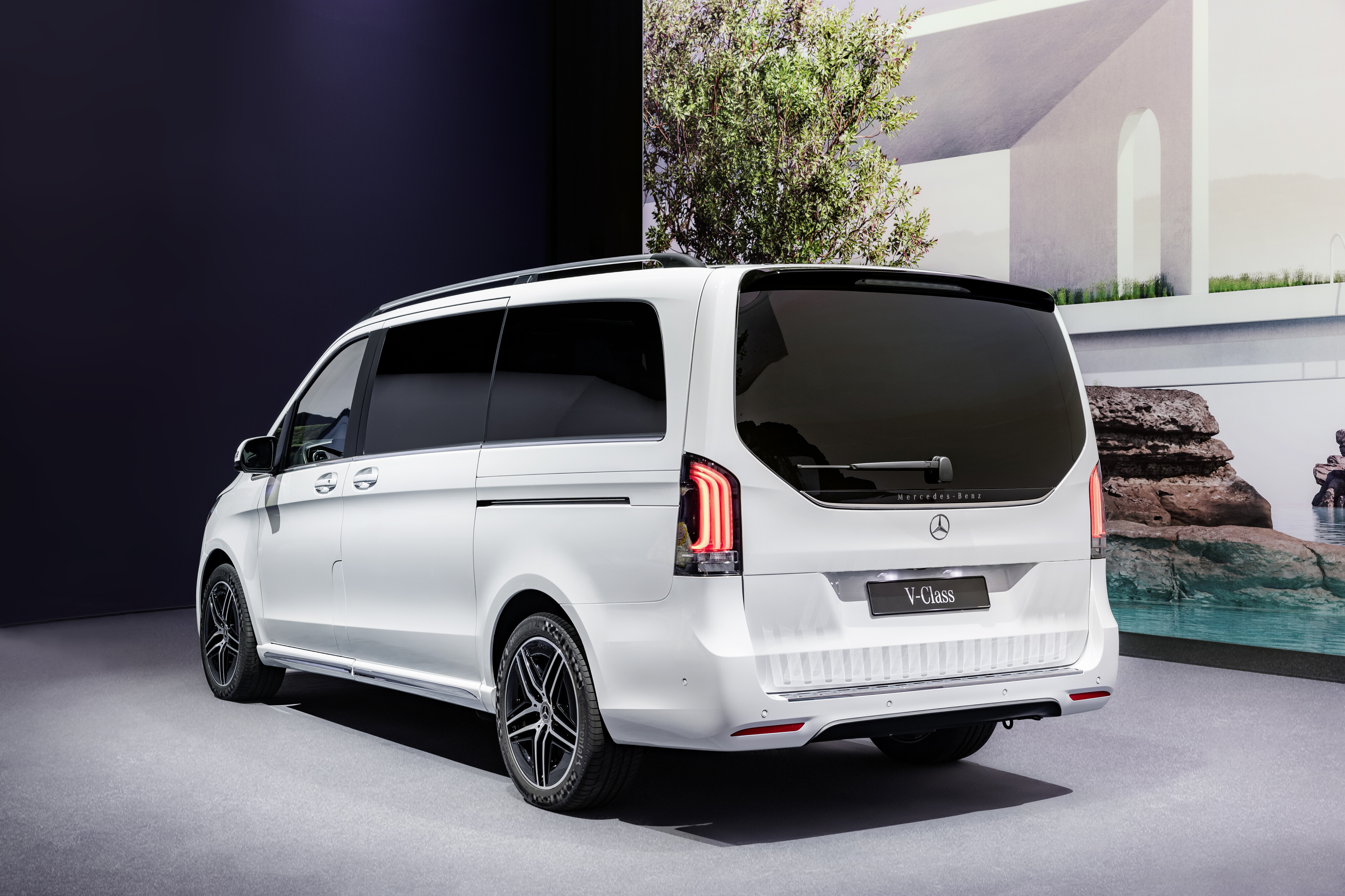 2024 MercedesBenz VClass and Vito facelifts revealed