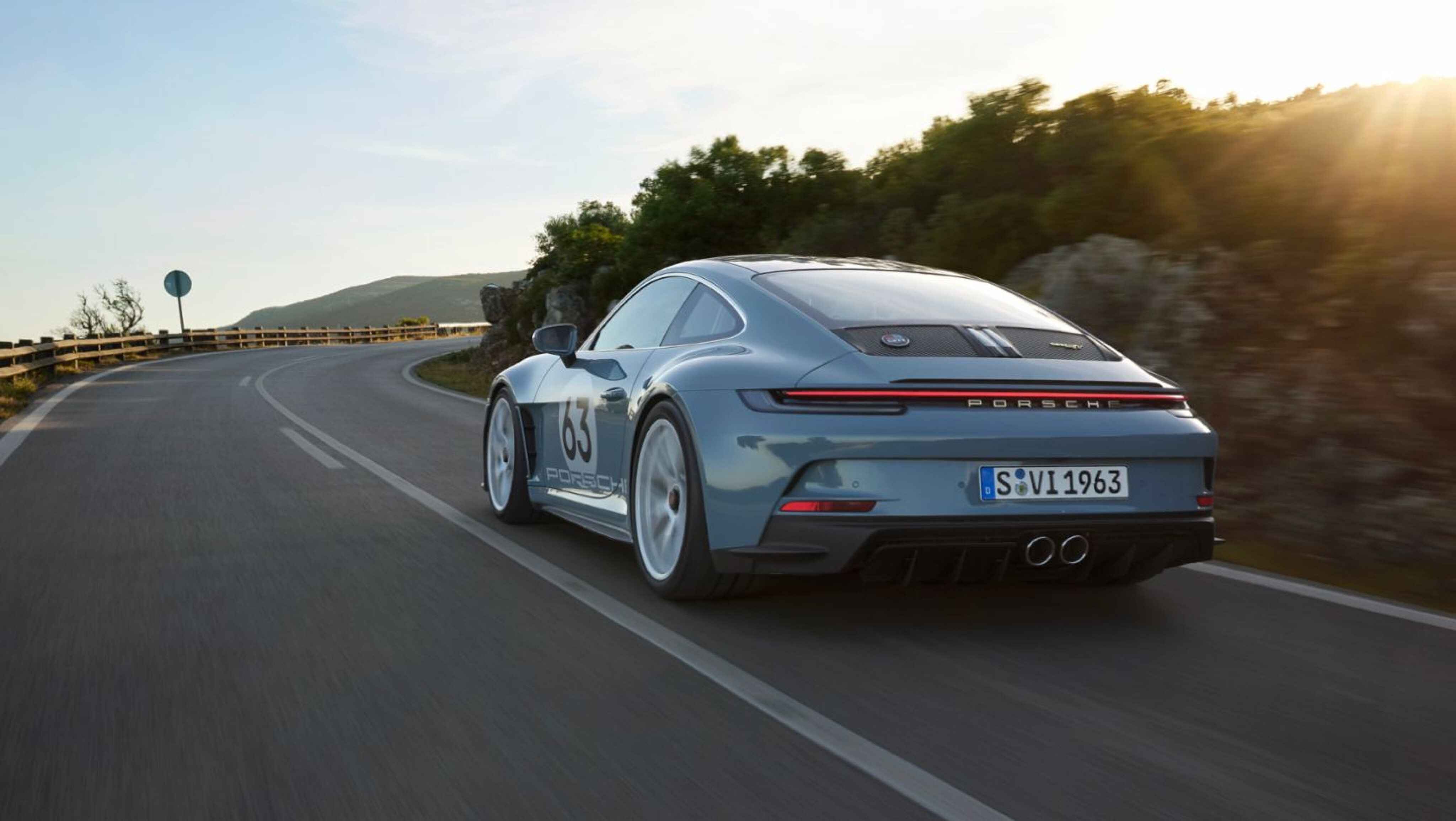 2024 Porsche 911 S/T revealed priced for Australia