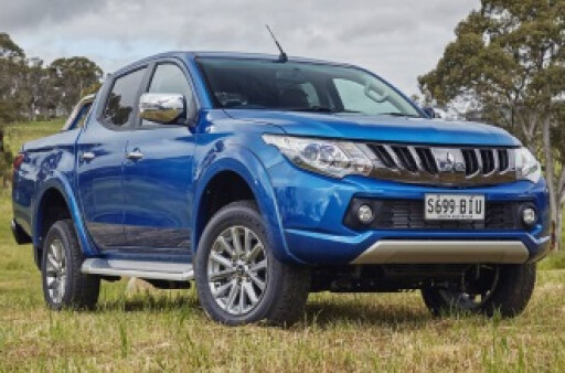 26d71f4f/2017 mitsubishi triton gls 4x4 2 4l diesel dual cab utility 048e014d