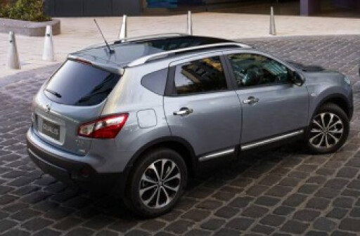 Nissan Qashqai (J10) 2.0 4WD specs, dimensions