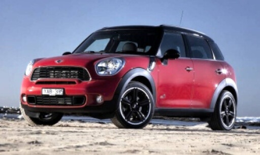 f402210a/2014 mini cooper s countryman chilli red l e 1 6l petrol 4d wagon 05b70189