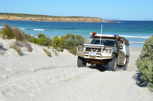 Explore Australia by 4x4