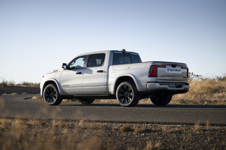 2025 Ram 1500 Ramcharger rangeextender electric ute ute with 1110km